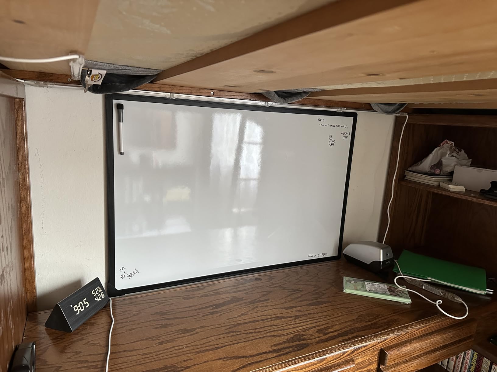 VIZ-PRO Magnetic Dry Erase White Board, 36 X 24 Inches, Black Aluminium Frame customer photo 1