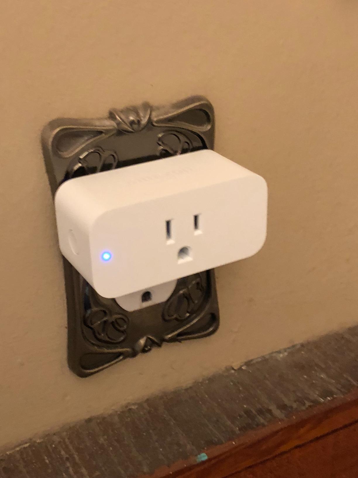 Amazon Smart Plug, Works with Alexa, Simple Setup, Endless Possibilities customer photo 1