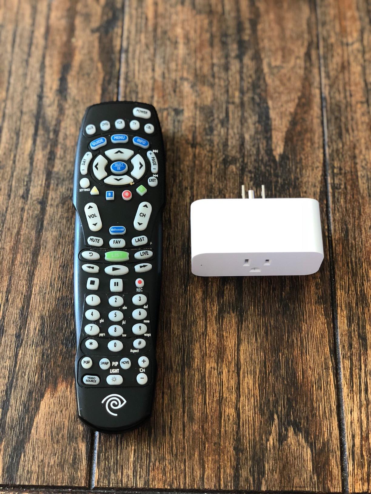 Amazon Smart Plug, Works with Alexa, Simple Setup, Endless Possibilities customer photo 2