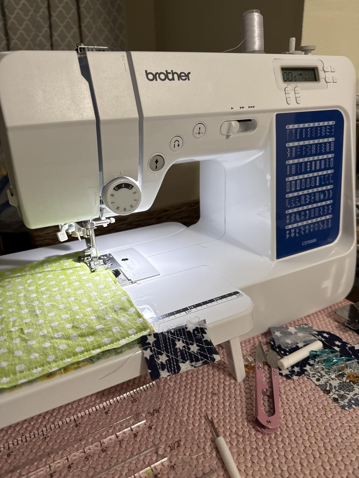 Brother CS7000X Computerized Sewing and Quilting Machine, 70 Built-in Stitches, LCD Display, Wide Table, 10 Included Feet, White customer photo 1