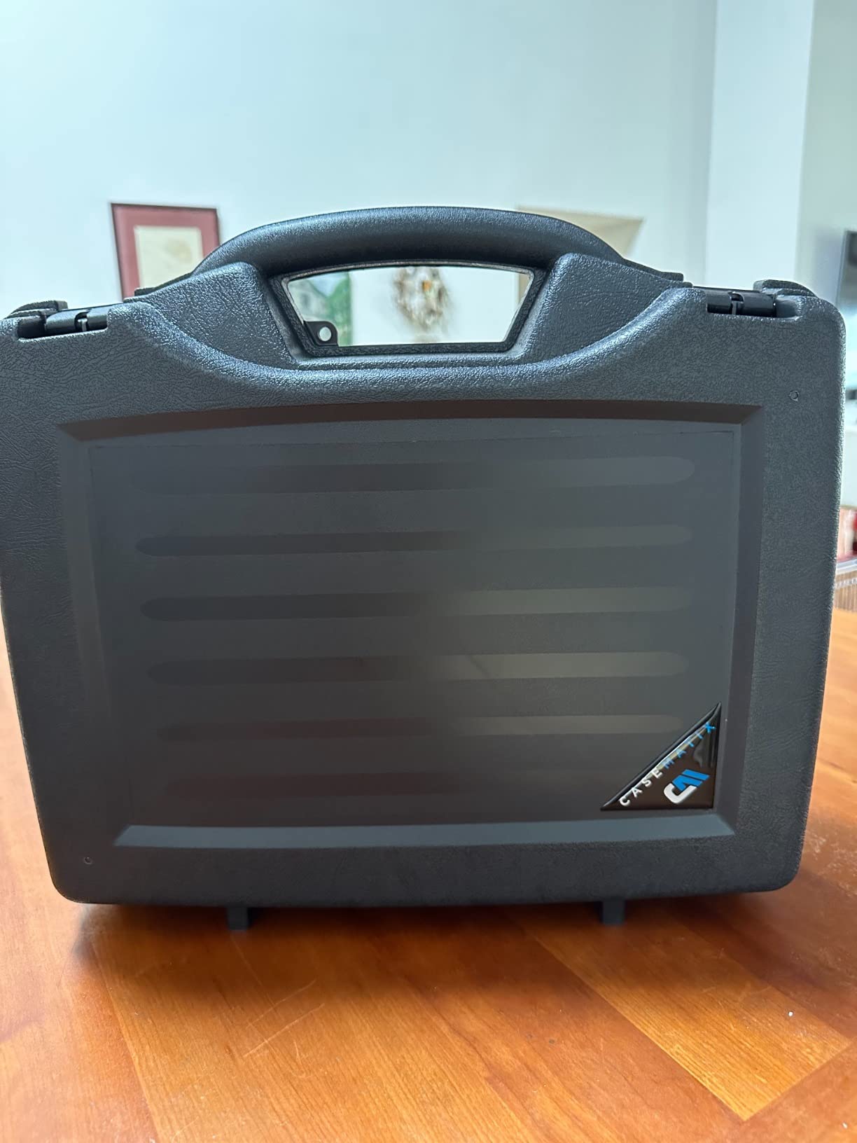 CASEMATIX Hard Shell Miniature Carrying Case - 80 Slot Figurine Miniature Storage Case with Customizable Foam Layer for Large Miniatures Compatible with Warhammer 40k, DnD & More! customer photo 1