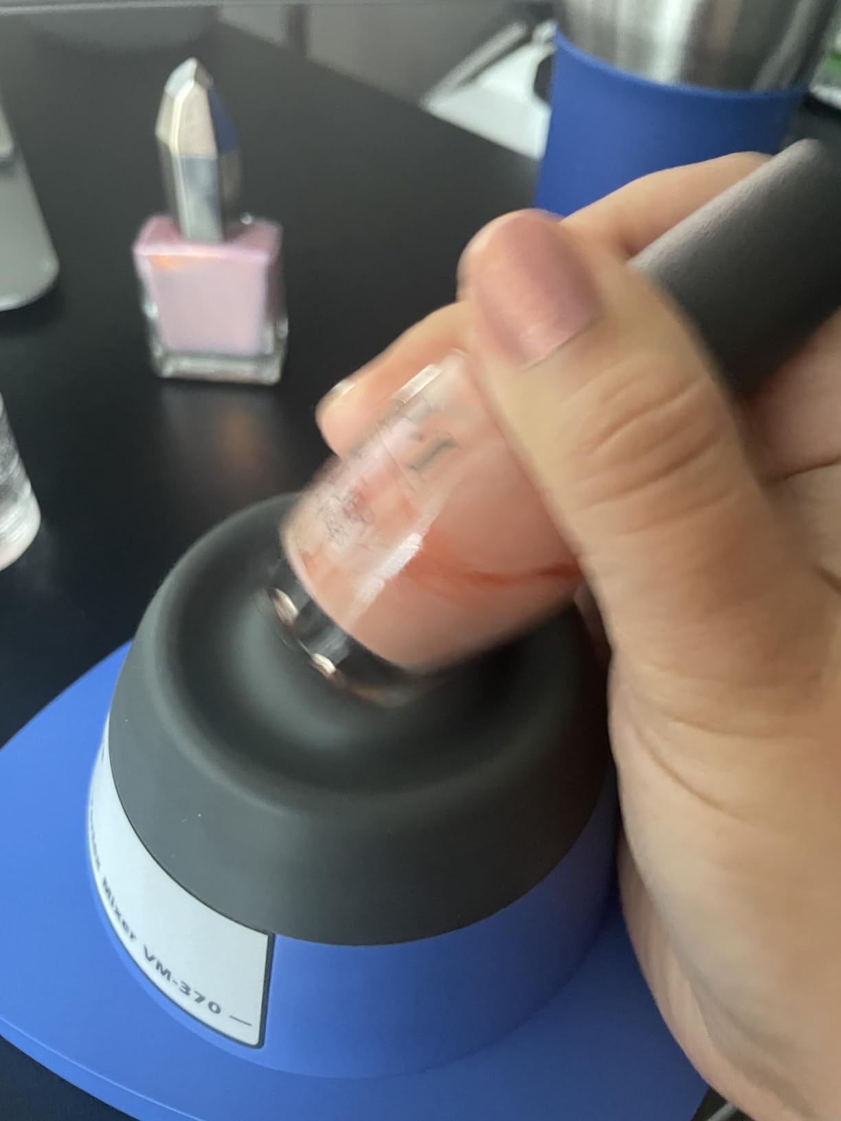 Lab Vortex Mixer, Touch Function Lab Vortexer, Gel Polish, Eyelash Adhesives, Acylic Paints, Test Tubes and Centrifuge Tubes customer photo 2