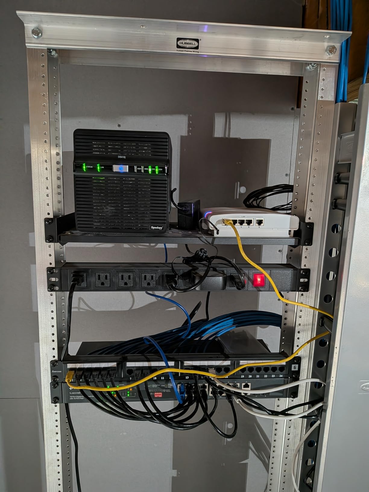 Jingchengmei 2 Pack of 1U Disassembled Vented Cantilever Server Rack Mount Shelf 10