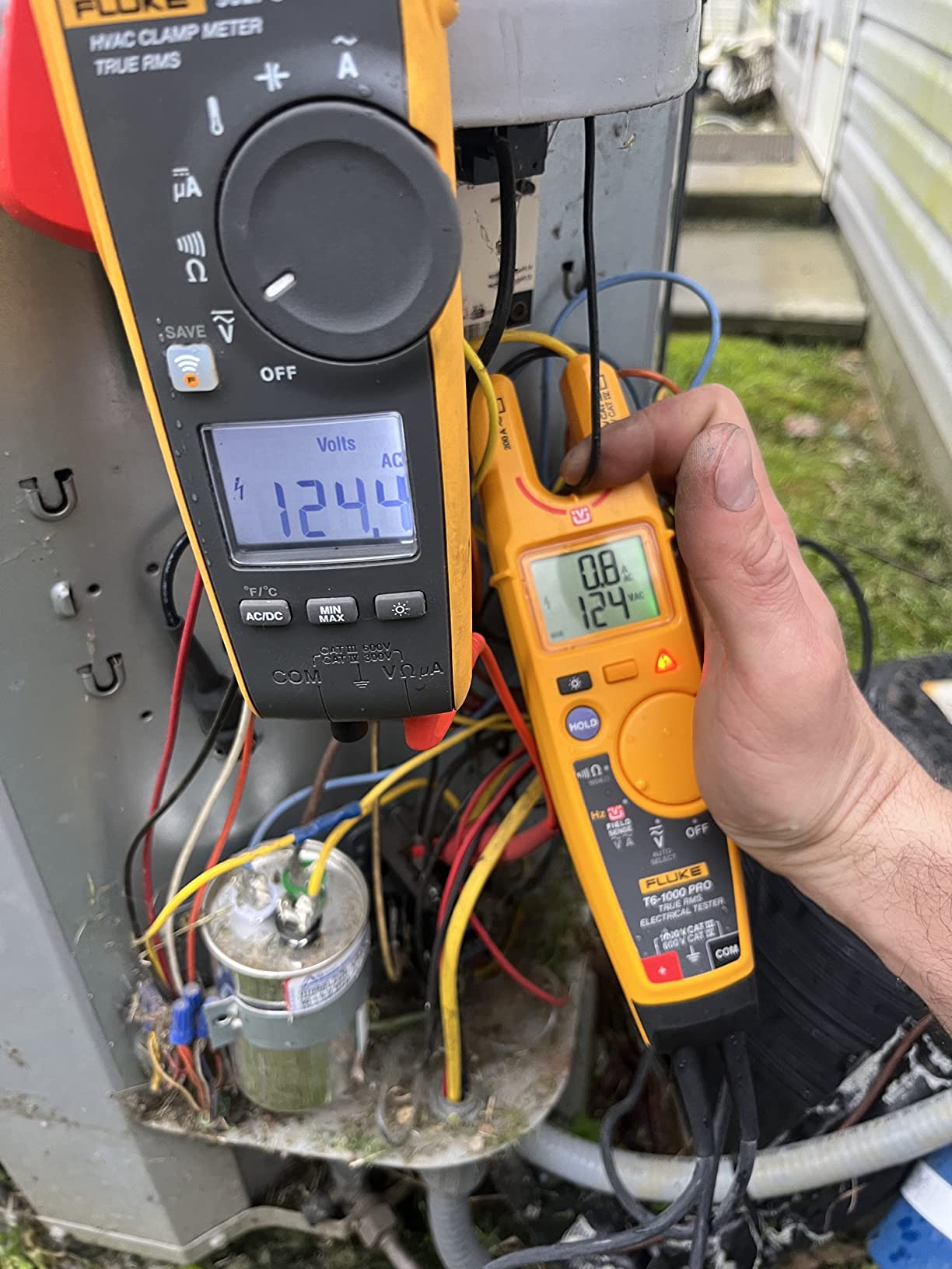 Fluke T6-1000 PRO Electrical Tester customer photo 2