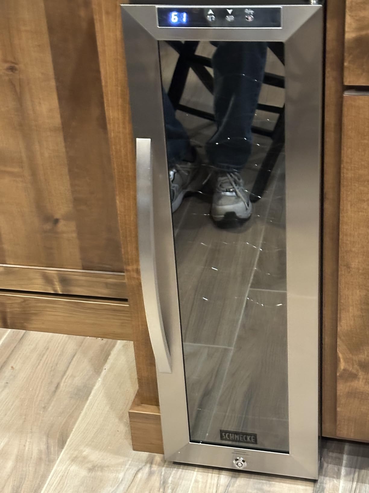 SCHMECKE 33 Bottle Dual Zone Wine Cooler Refrigerator w/Lock | Large Freestanding Wine Cellar | 41f-64f Digital Temperature Control Wine Fridge For Red, White, Champagne or Sparkling Wine - Black customer photo 1