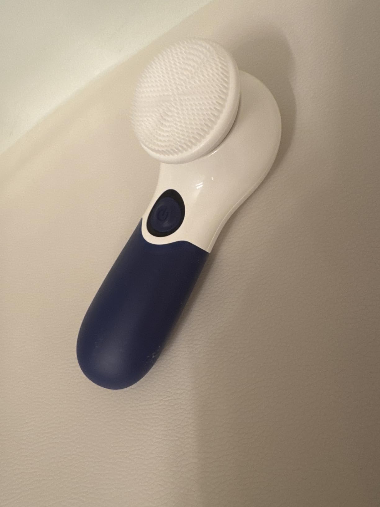 Facial Cleansing Brush Electric Facial Exfoliating Massage Brush with 3 Cleanser Heads and 2 Speeds Adjustable for Deep Cleaning, Removing Blackhead, Face Massaging customer photo 2