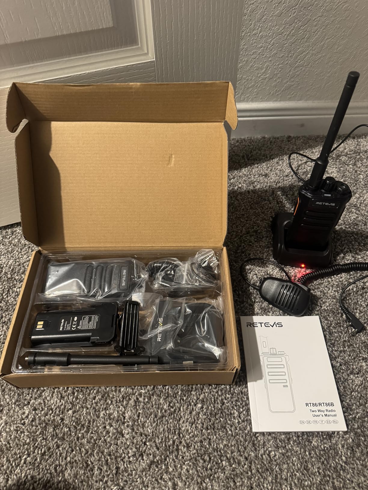 Retevis RT86 2 Way Radio Long Range,Professional Radio Walkie Talkies with Mic,Heavy Duty Two Way Radios,High Power, 2600mAh,USB,Rechargeable Radios for Adults Industrial Manufacturing Work(4 Pack) customer photo 1