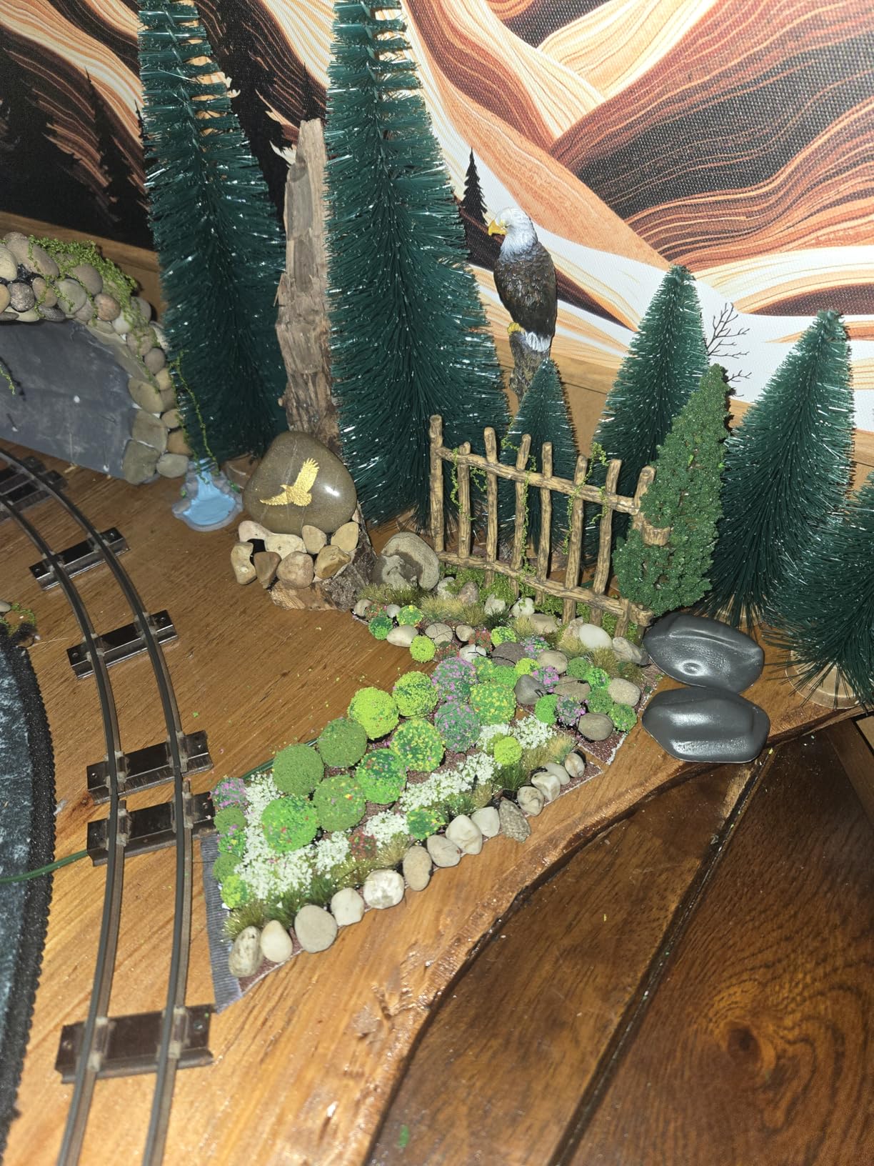 28 Pcs Green Bushy Tufts Lowland Shrubs Tuft Terrain Model Kit Static Scenery Model DIY Miniature for Train Landscape Railroad Scenery Sand Military Layout Model War Gaming Terrain customer photo 1