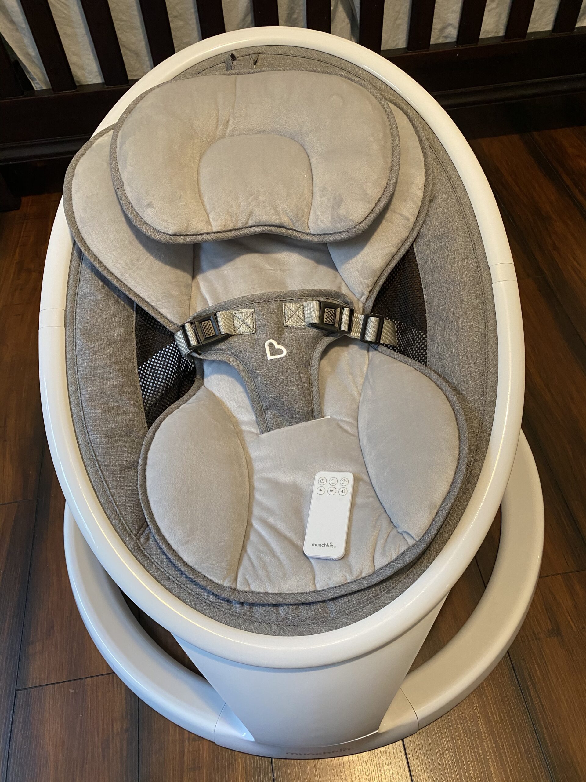 Munchkin Electric Baby Swing, Portable and Lightweight, Bluetooth Enabled Infant Rocker with Natural Sway in 5 Ranges of Motion, Newborn Nursery Essentials, White/Grey customer photo 2