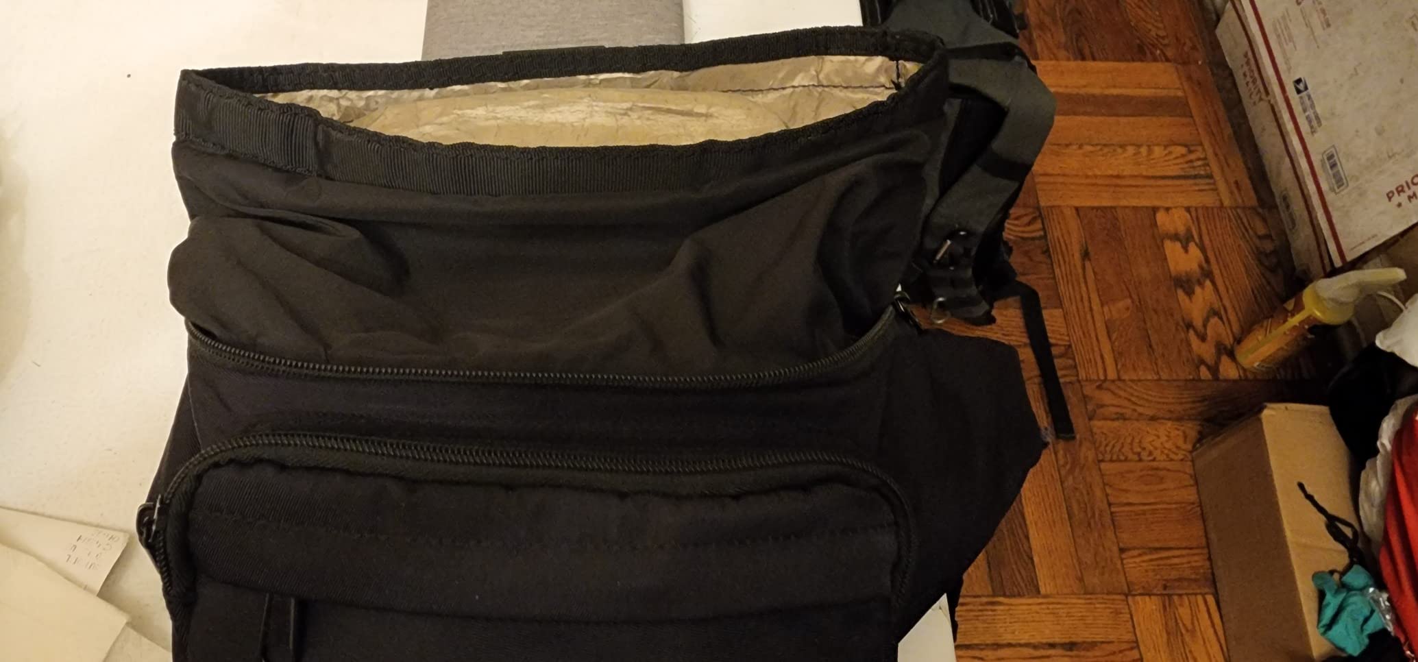 Mission Darkness FreeRoam Faraday Belt Bag // Fanny Pack Travel Sling with RF/EMF Shielding Liner. Signal Blocking Anti-tracking Data Privacy Mobile Device Security. Fits Cell Phones + Accessories customer photo 1