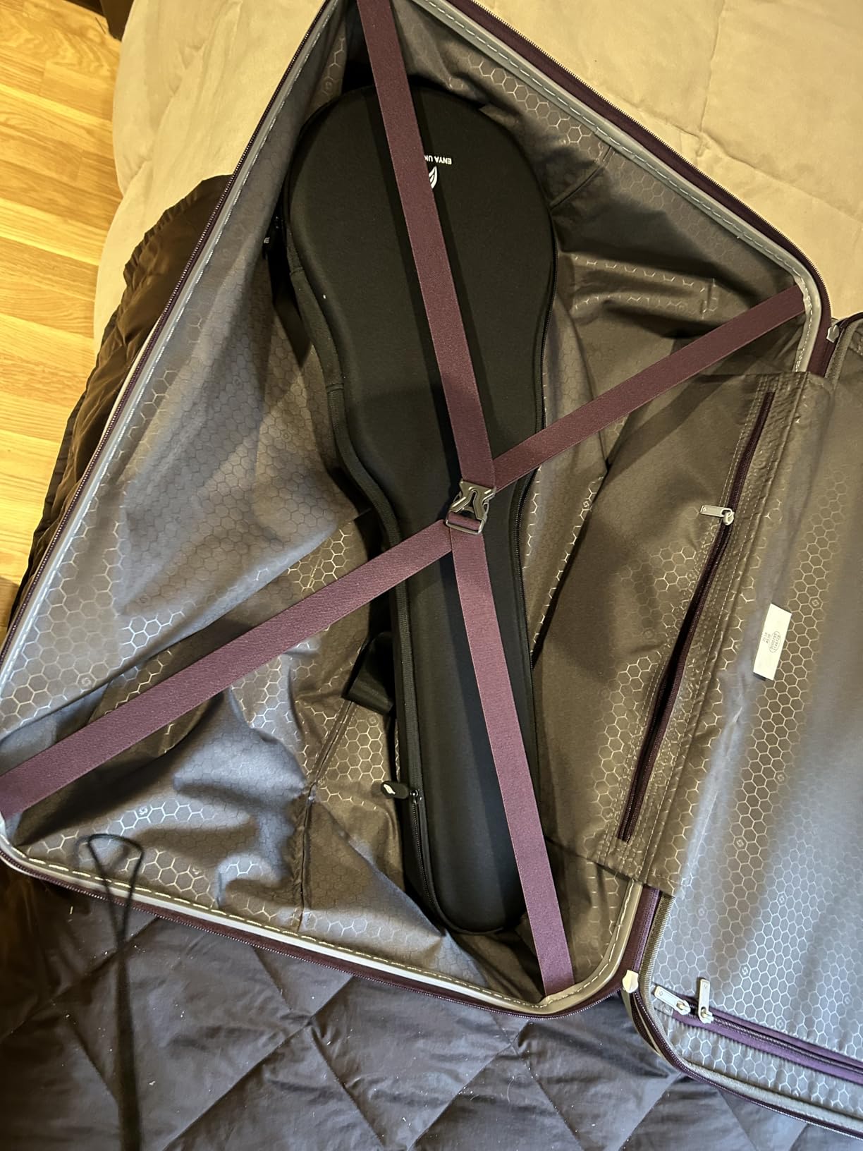 Freeform 2-Piece Luggage Set - Carry-On & Large Checked Luggage with Dual Spinner Wheels - Durable Polypropylene Hardshell - TSA Lock, Airline-Approved - Expandable Hard Shell - Navy customer photo 2