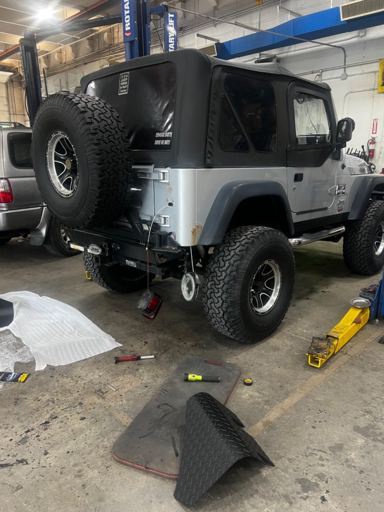 Klein Tools 50550 Glow-in-the-Dark Fish Tape, Made in USA, Fiberglass with Nylon Tip and Stainless-Steel Connector. Ideal for Fish Rod, 20-Foot customer photo 2