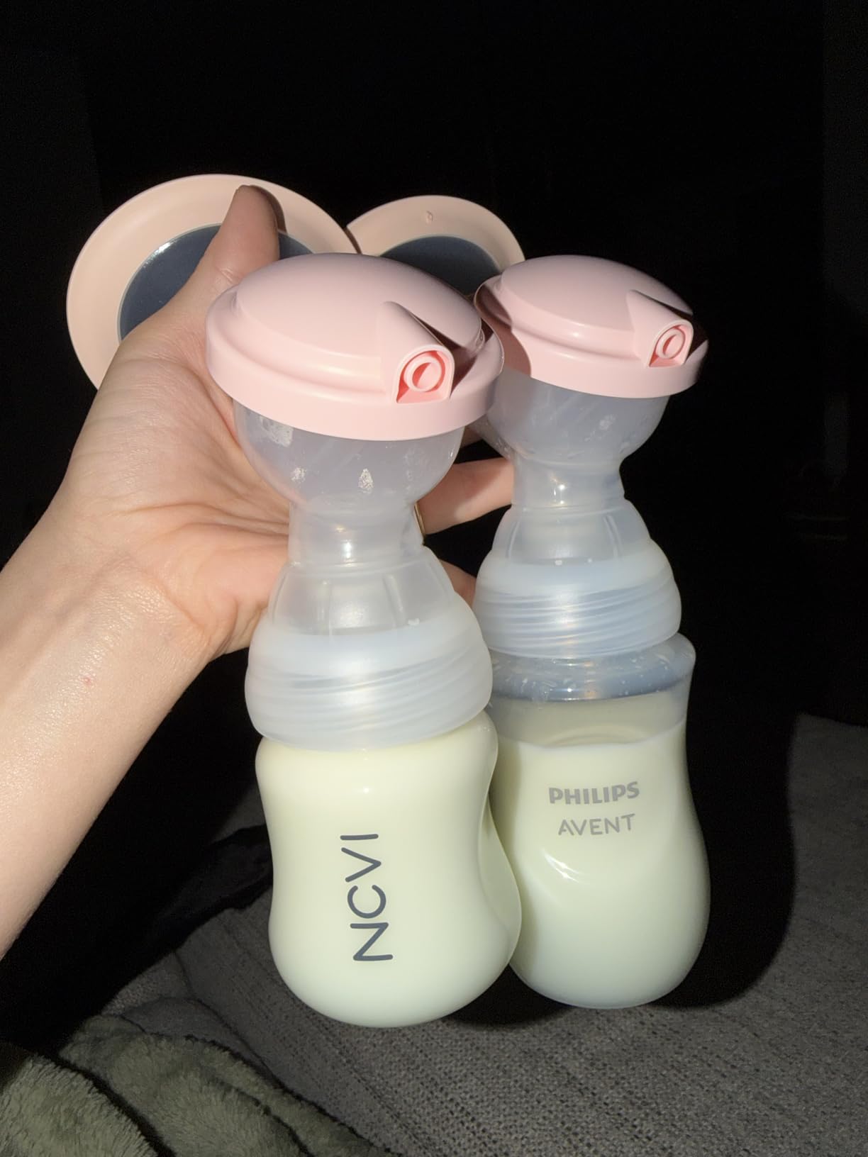 NCVI Electric Breast Pump 8782, Portable Hospital-Grade Double Pump with 4 Modes & 9 Levels, Anti-Backflow, Rechargeable Quiet Breastfeeding Pump for Efficient Comfortable Use at Home, Work or Travel customer photo 1