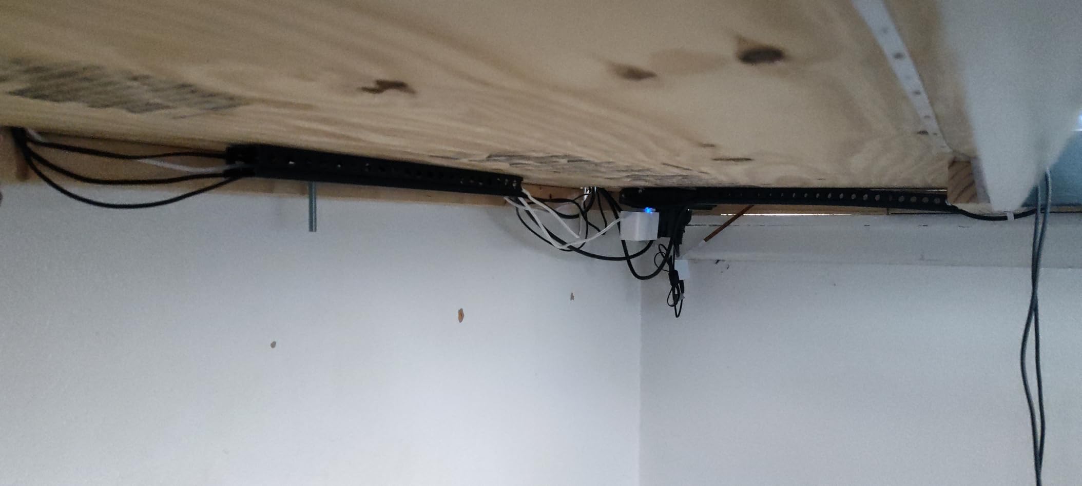 Updated Cable Raceway Kit - 77 (5x15.4) Inch Open Slot Wire Covers for Cords, Under Desk Cable Management System to Hide Under Desk/Tv/Computer/Net/Power Cords, (Pack 5) customer photo 2