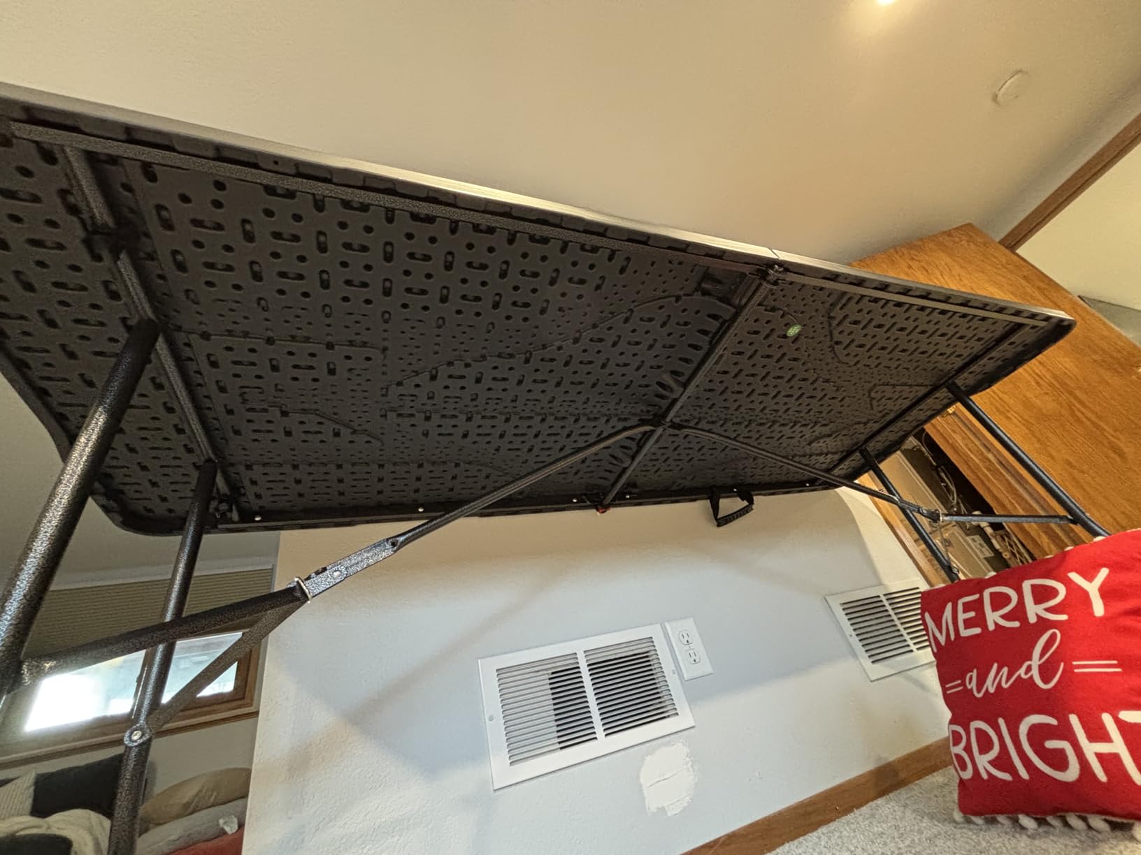 Folding Table 6ft Heavy Duty Portable Table Indoor Outdoor with Parties, Camping & BBQs, Folds in Half for Easy Storage, No Assembly Required, White customer photo 1