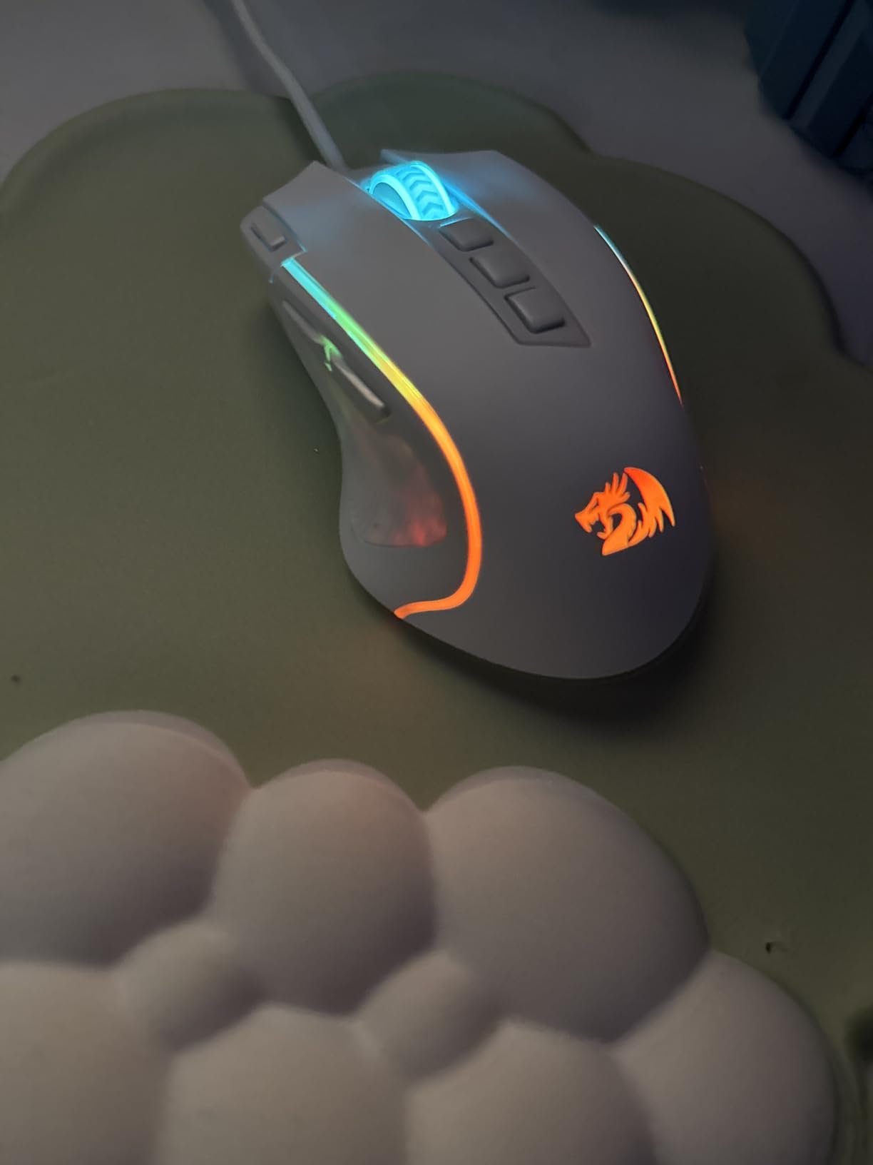 Redragon M612 Predator RGB Gaming Mouse - 8000 DPI Wired Optical Mouse with 11 Programmable Buttons & 5 Backlit Modes - Software Supports DIY Keybinds customer photo 2