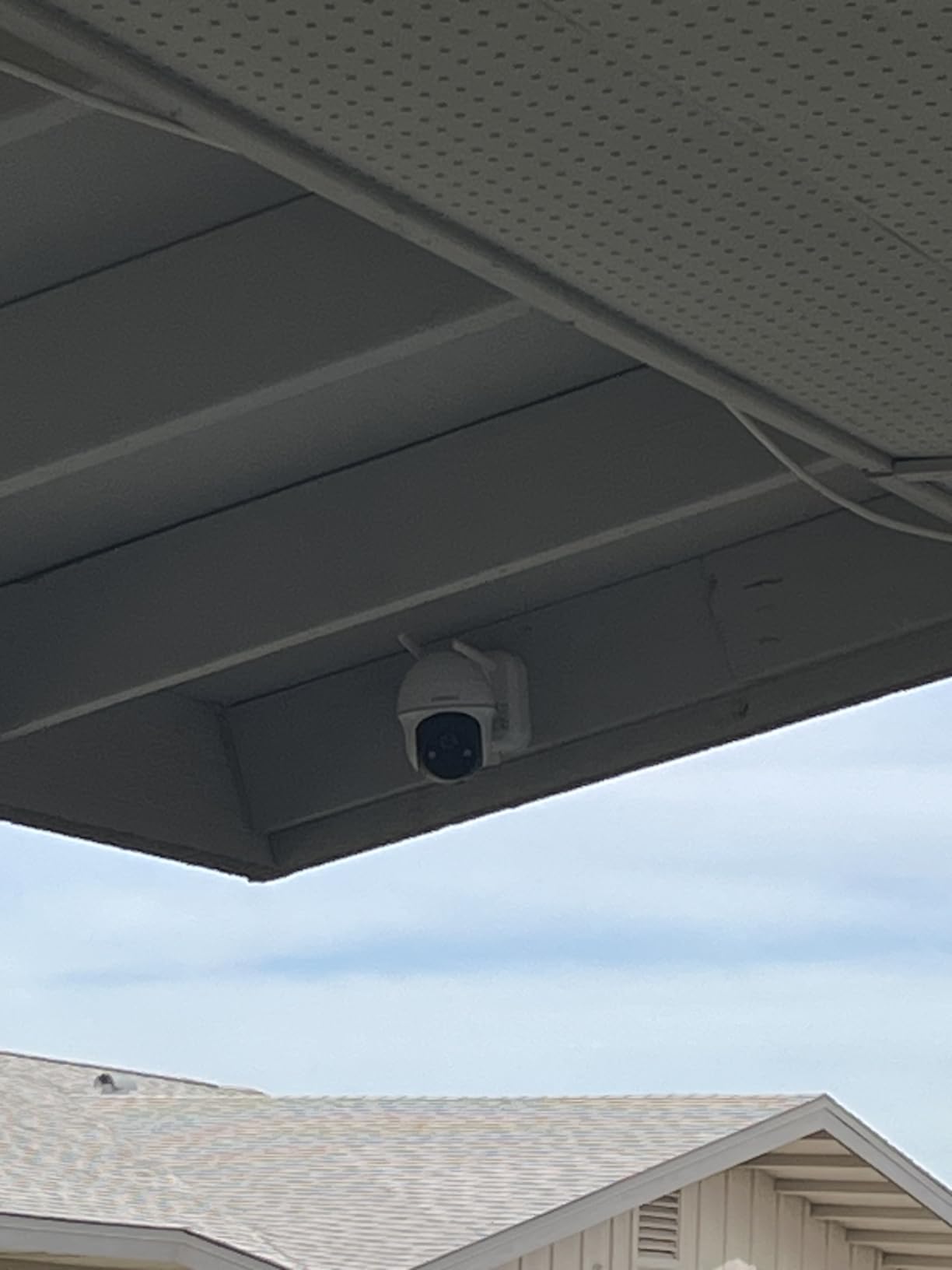 ZUMIMALL 2K Security Cameras Wireless Outdoor, Battery Powered Cameras for Home Security with 360° View, Color Night Vision, 2-Way Talk, AI Motion Alert, Siren, CloudEdge App Supported customer photo 1