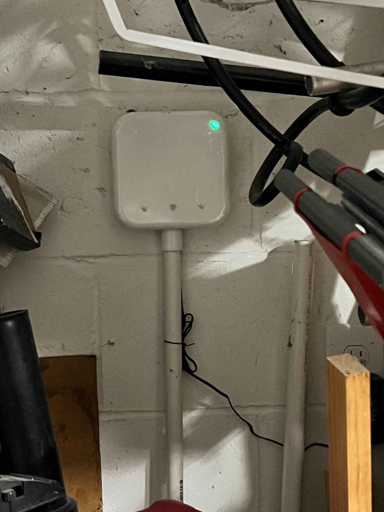 Netro Spark Smart Sprinkler Controller, WiFi, Weather Aware, Remote Access, Compatible with Alexa (8 Zone) customer photo 1