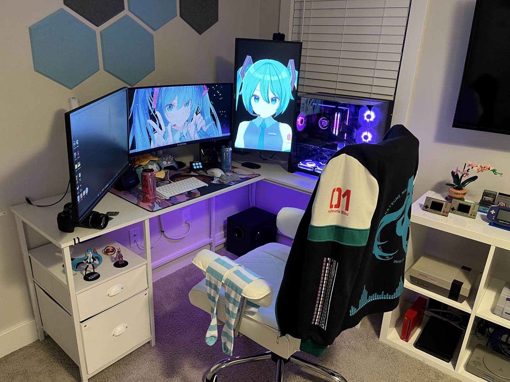 YECAYE Large Under Desk Cable Management,Easy Install Cable Management Under Desk with 4 Cord Holders & 6 Ties,Child & Pet-Safe Cord Hider,Wire Organizer,Wire Cover Tray,White customer photo 2