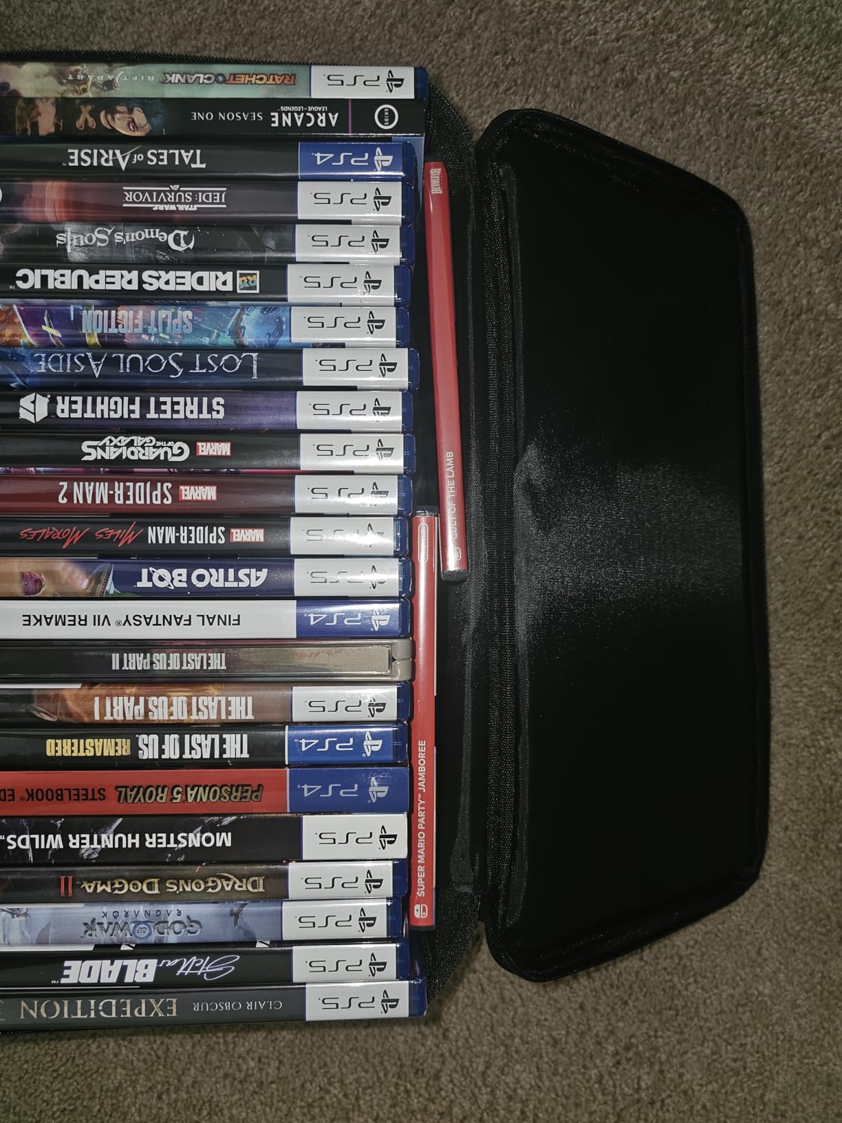 sisma Video Games Storage Case Compatible with PS5 Xbox PS4 Game Discs, Videogames Holder Home Safekeeping Organizer customer photo 1