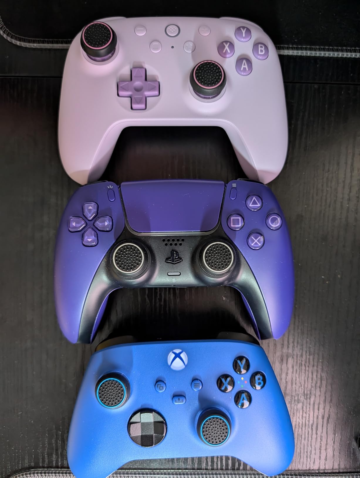 MatoSan 20 Thumbstick Grip Caps - Universal Silicone Controller Covers - Enhanced Grip, Precision & Protection - Anti-Slip Joystick Accessories for All Modern Game Controllers customer photo 2