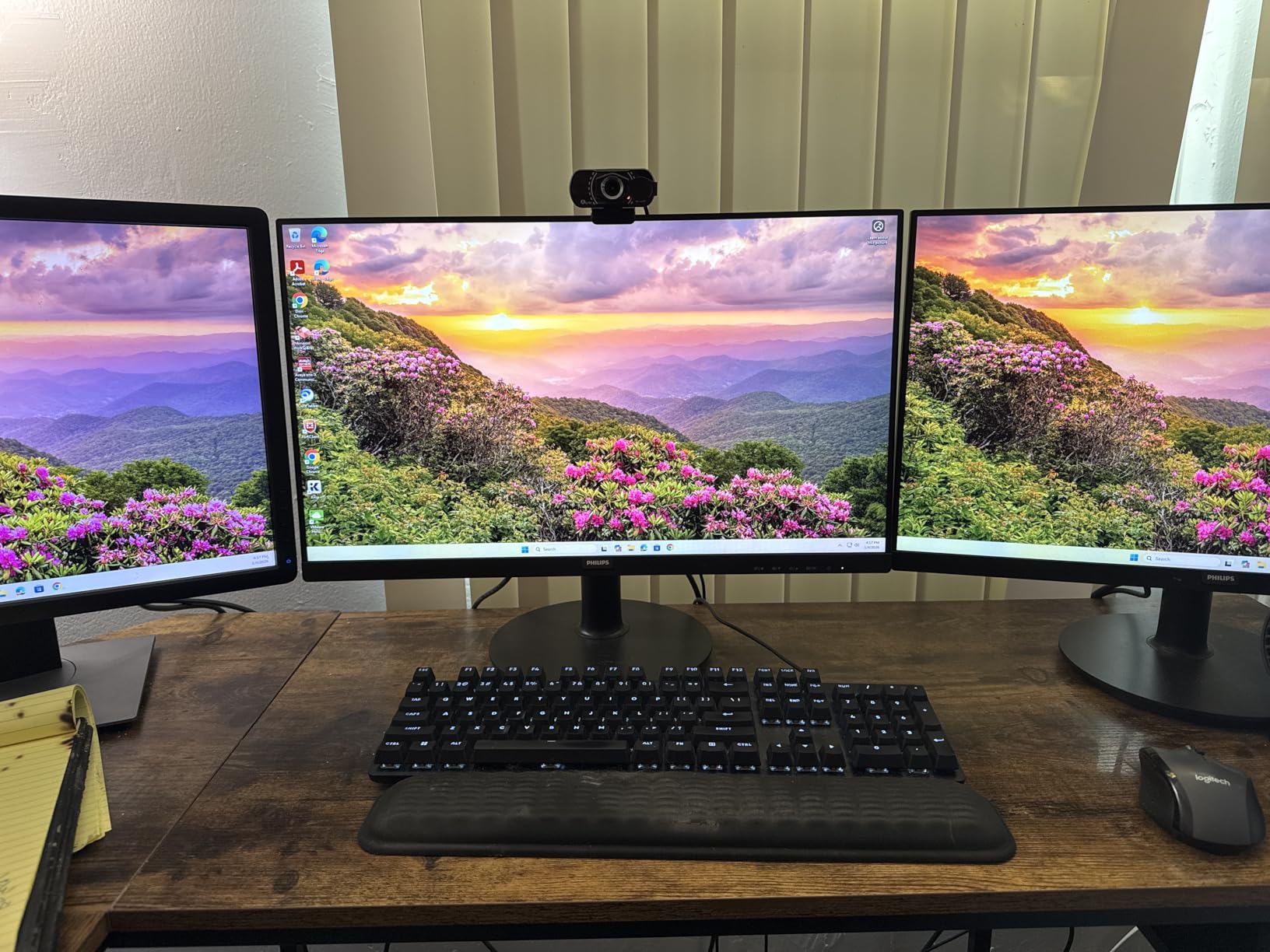 Logitech G413 SE Full-Size Mechanical Gaming Keyboard - Backlit Keyboard with Tactile Mechanical Switches, Anti-Ghosting, Compatible with Windows, macOS - Black Aluminum customer photo 1