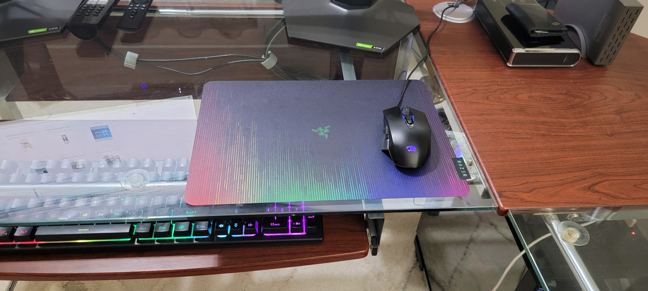 Razer Sphex V3 Hard Gaming Mouse Mat: Ultra-Thin Form Factor - Tough Polycarbonate Build - Adhesive Base - Small customer photo 2