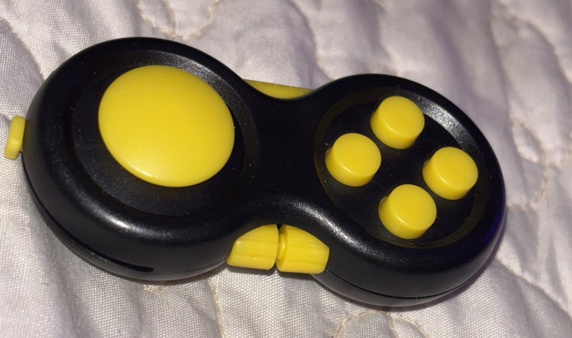 WTYCD Original Fidget Toy Game, Rubberized Classical Controller Fidget Concentration Toy with 8-Fidget Functions and Lanyard - Excellent for Relieving Stress and Anxiety customer photo 1