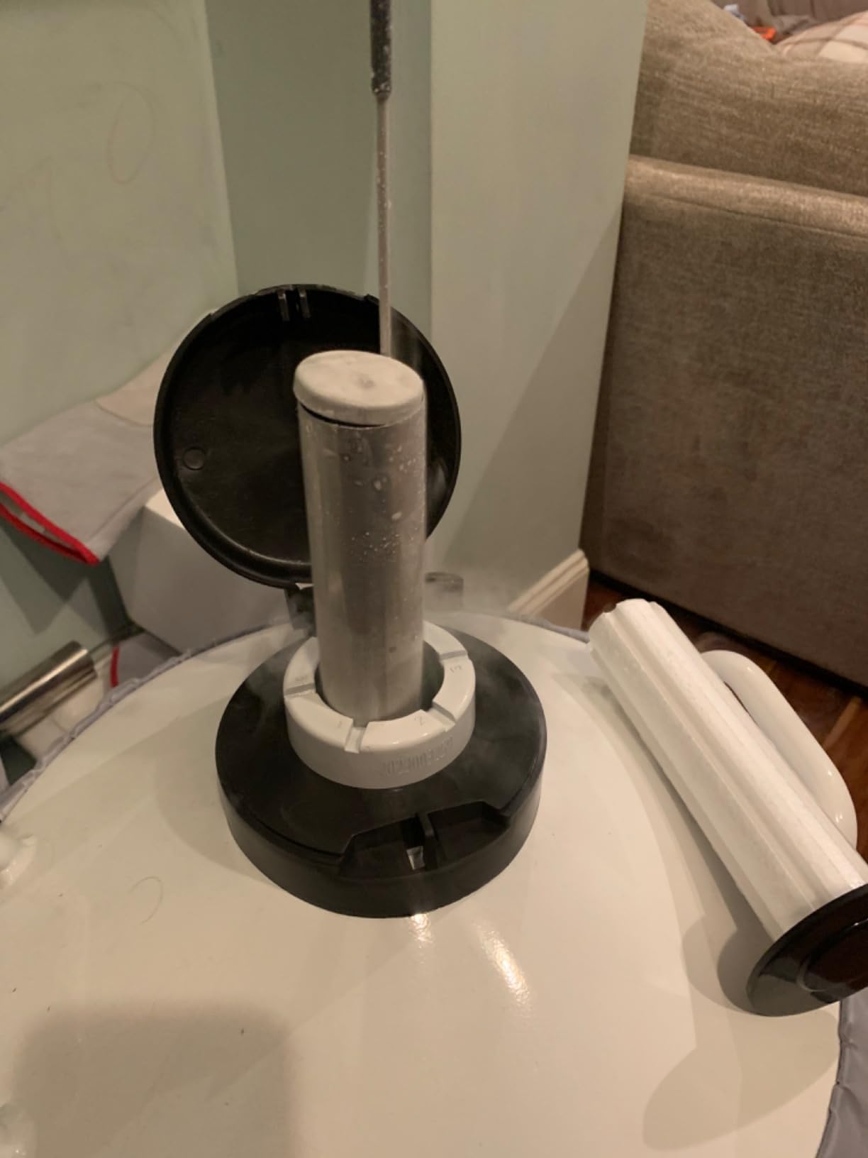 U.S. Solid 15 L Cryogenic Container Liquid Nitrogen (LN2) Dewar Semen Tank 6 Canisters Carry Bag customer photo 2