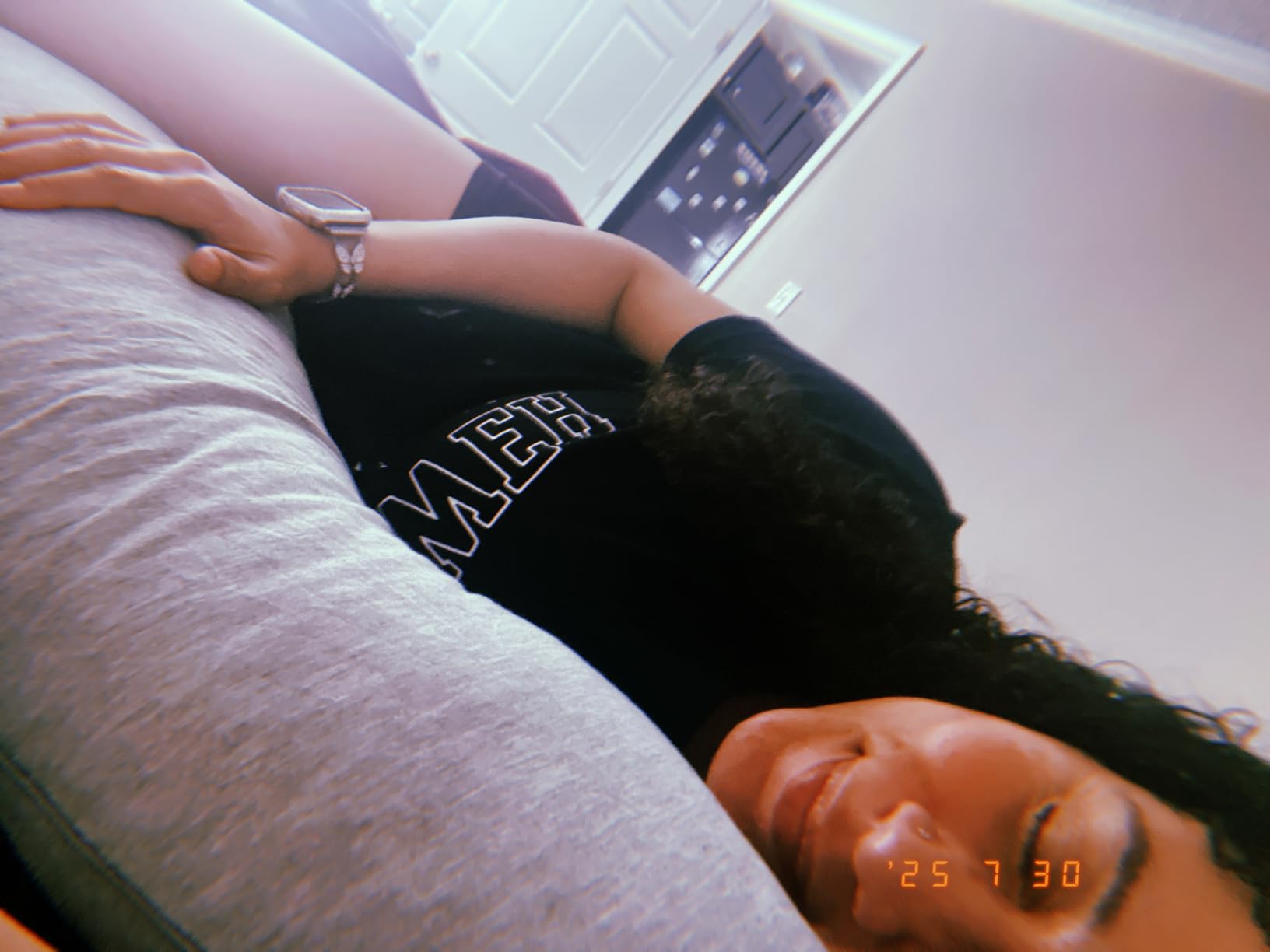 Momcozy Pregnancy Pillows for Side Sleeping, J Shaped Maternity Body Pillow for Pregnancy, Soft Pregnancy Pillow with Jersey Cover for Head Neck Belly Support, Grey customer photo 2