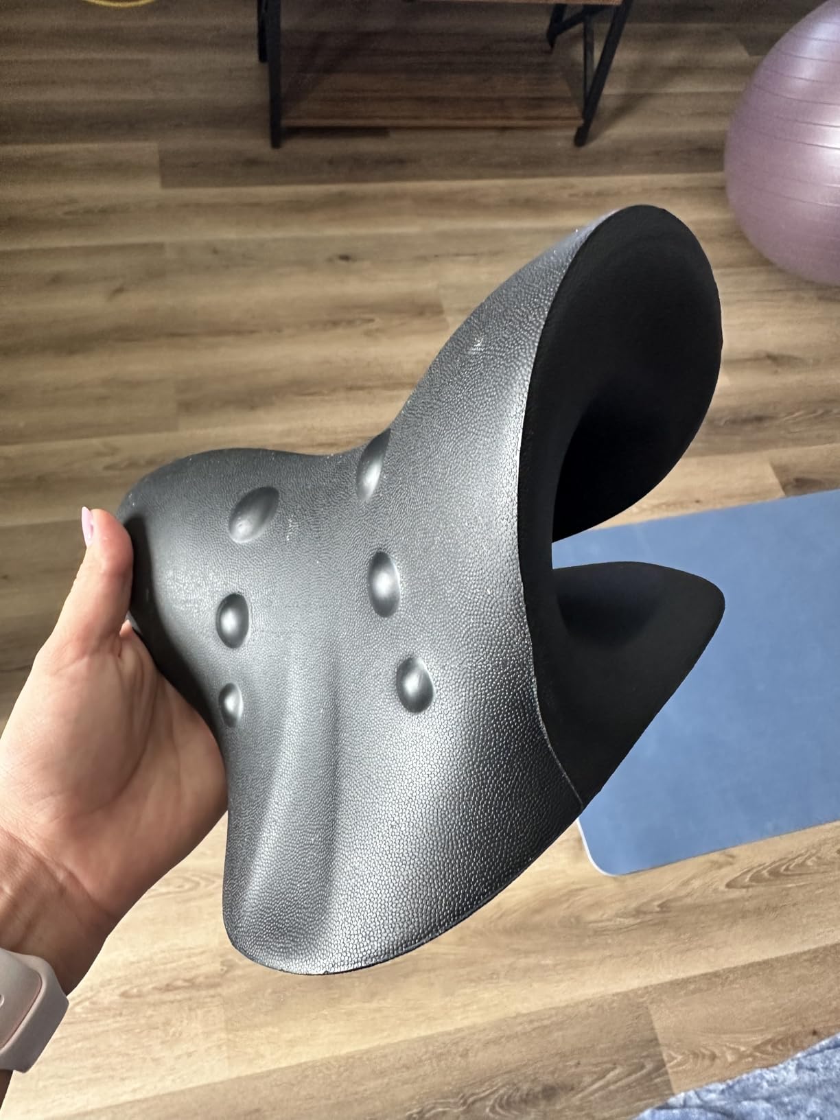 RESTCLOUD Neck and Shoulder Relaxer, Cervical Traction Device for TMJ Pain Relief and Cervical Spine Alignment, Chiropractic Pillow, Neck Stretcher (Black) customer photo 1