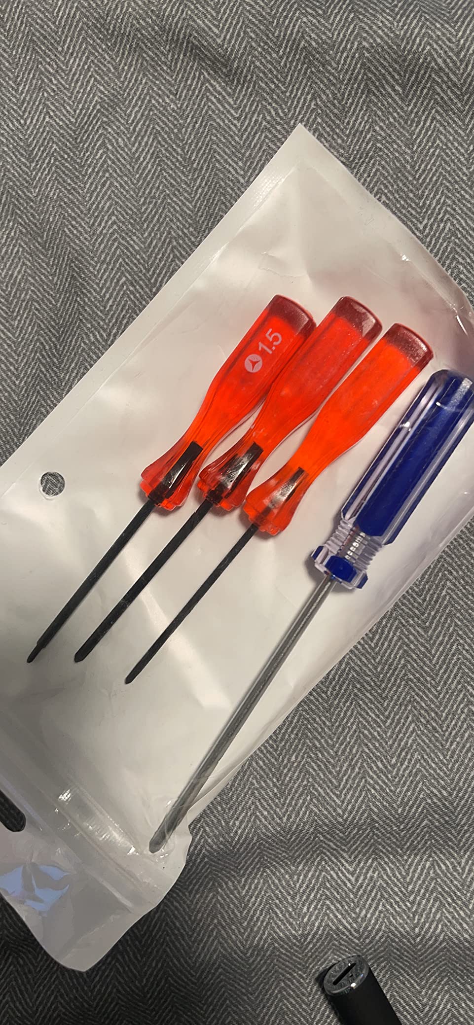 Video Game Repair Kit, Triwing (Y) 1.5 2.5 3.0 and Phillips PH00 Screwdriver Set, Repair Tool Kit for Nintendo Products for Switch, Wii, DS, DS Lite, DS XL, 3DS, GBA SP NDS customer photo 2