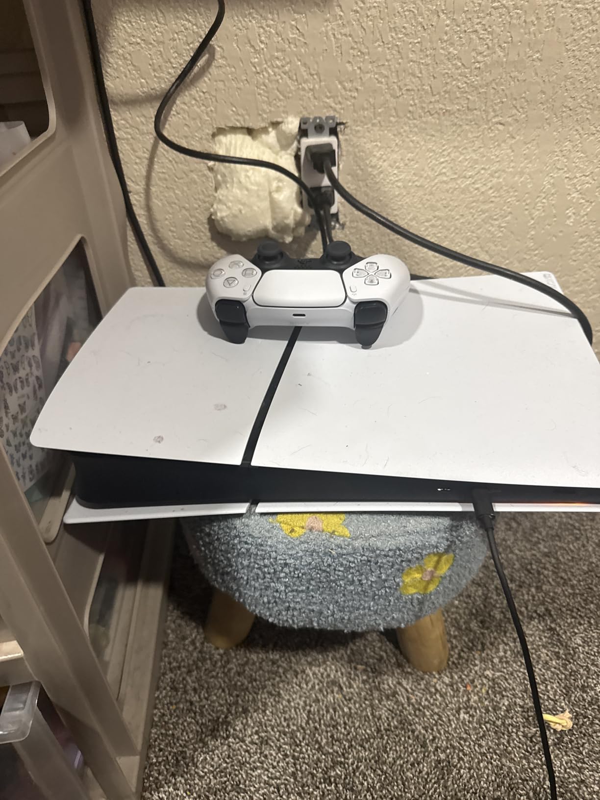 PS5 - Sony PlayStation 5 Digital Edition Gaming Console + Wireless Controller customer photo 1