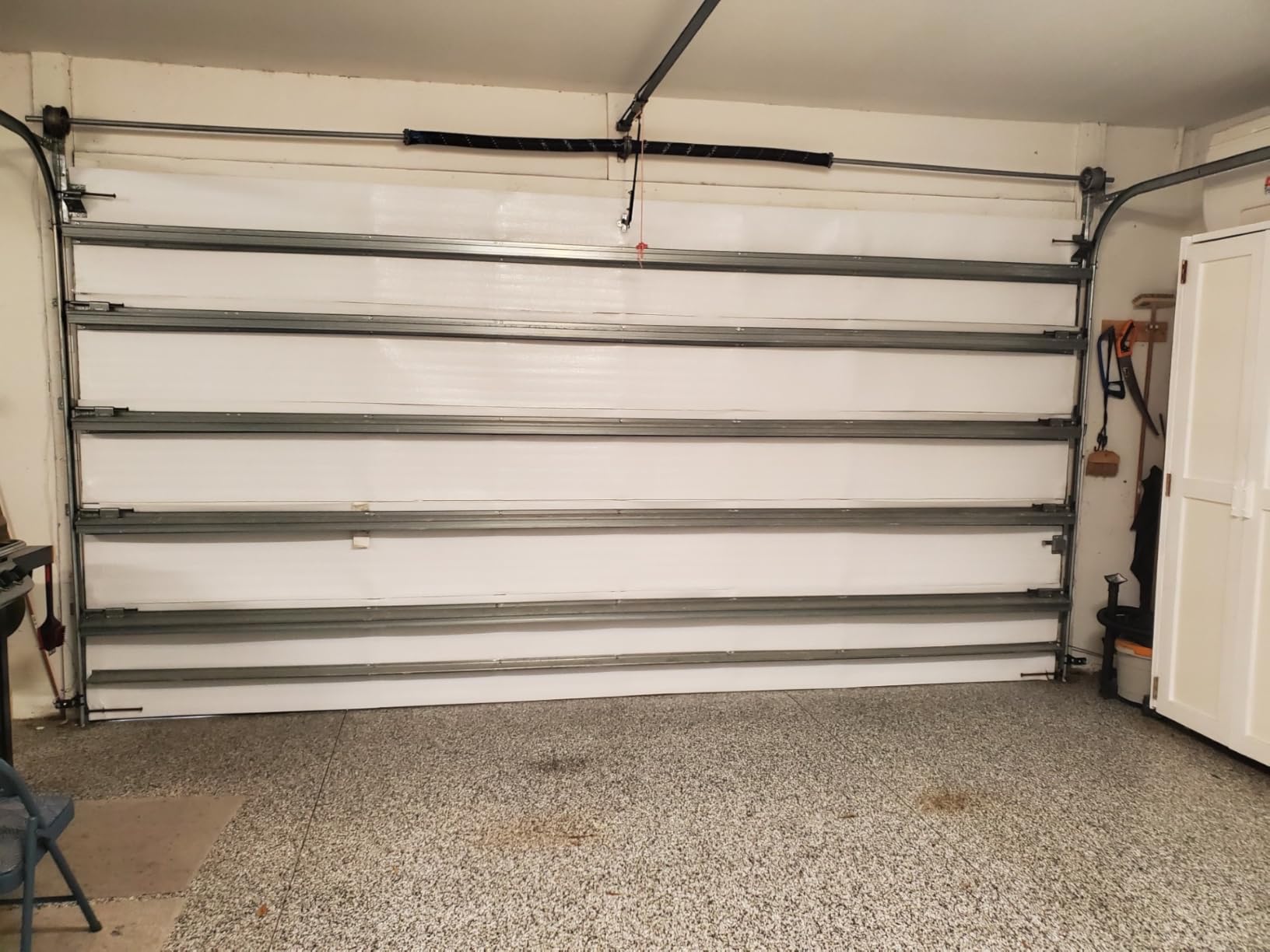 NASA TECH White Reflective Foam Core 1 Car Garage Door Insulation Kit 9FT (Wide) x 8FT (HIGH) (5 Rows 10 Panel) R8 Made in USA New and Improved Heavy Duty Double Sided Tape (Also FITS 9X7) customer photo 2