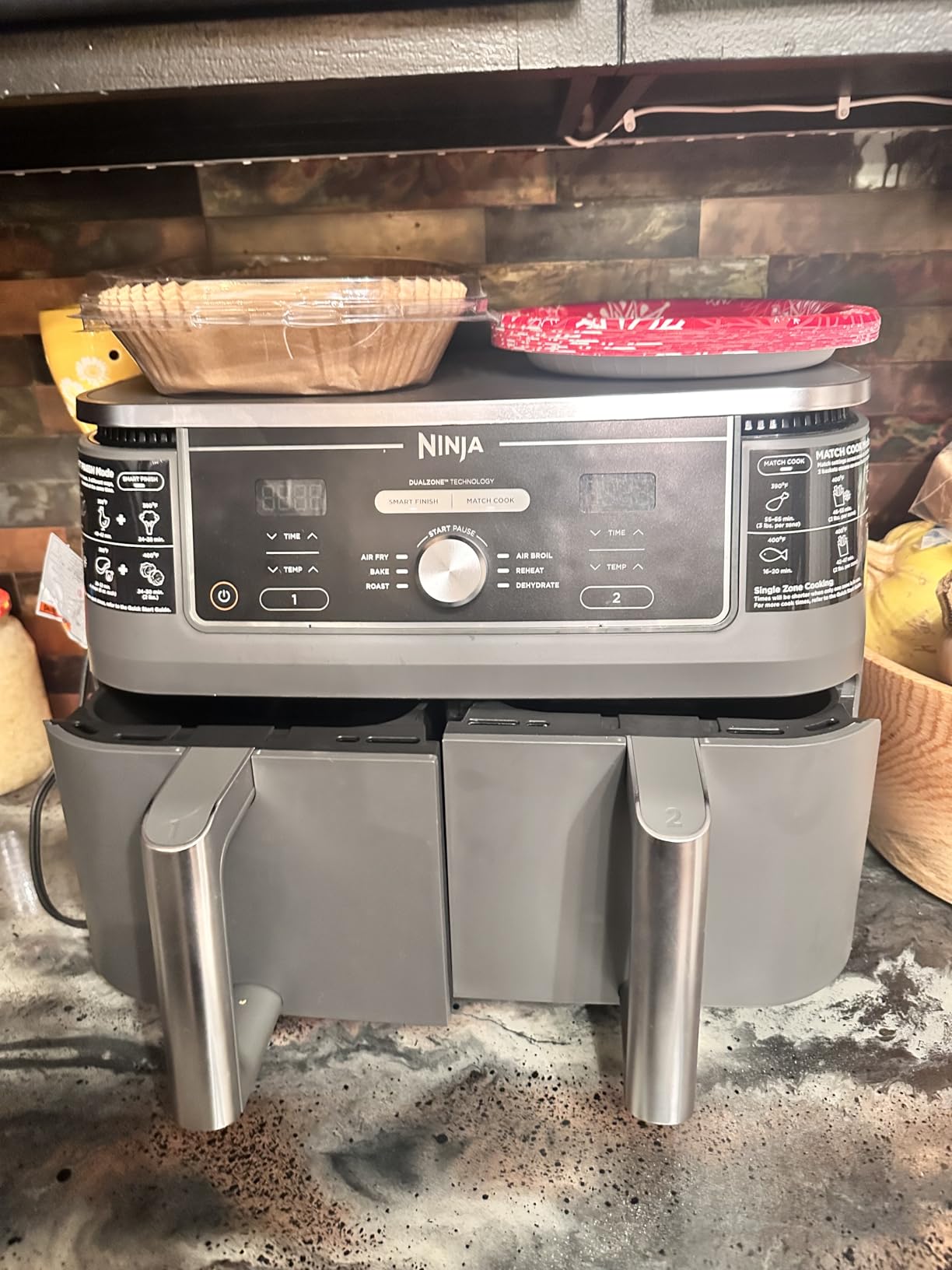 Ninja DZ401 Foodi 10 Quart 6-in-1 DualZone XL 2-Basket Air Fryer with 2 Independent Frying Baskets, Match Cook & Smart Finish to Roast, Broil, Dehydrate for Quick, Easy Family-Sized Meals, Grey customer photo 2