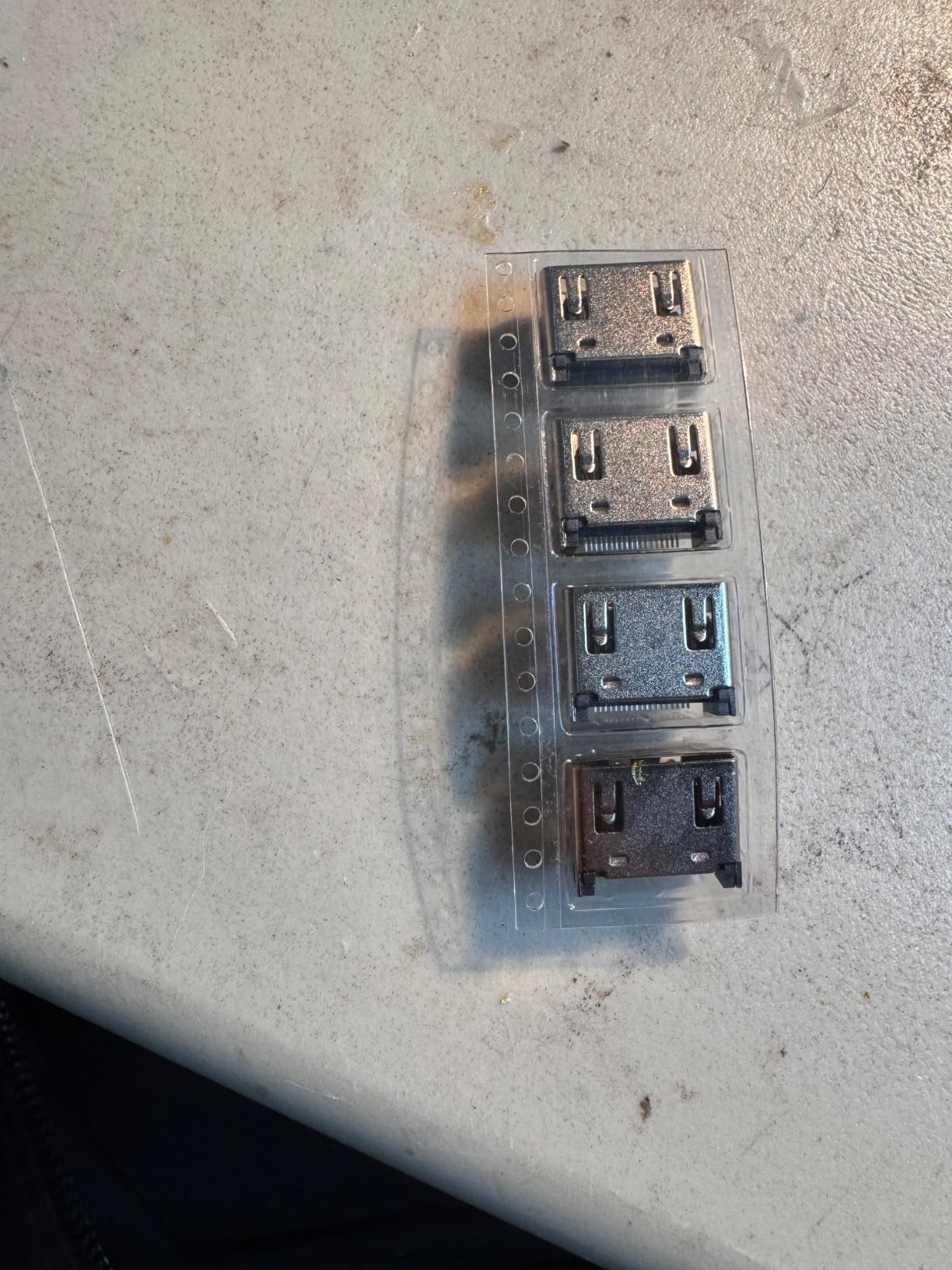 IRIDESCENT 4Pcs HDMI Port Replacement for PlayStation 5, HDMI Display Socket Connector Jack for Sony PS5 Console (Silver - 4 Pcs) customer photo 2