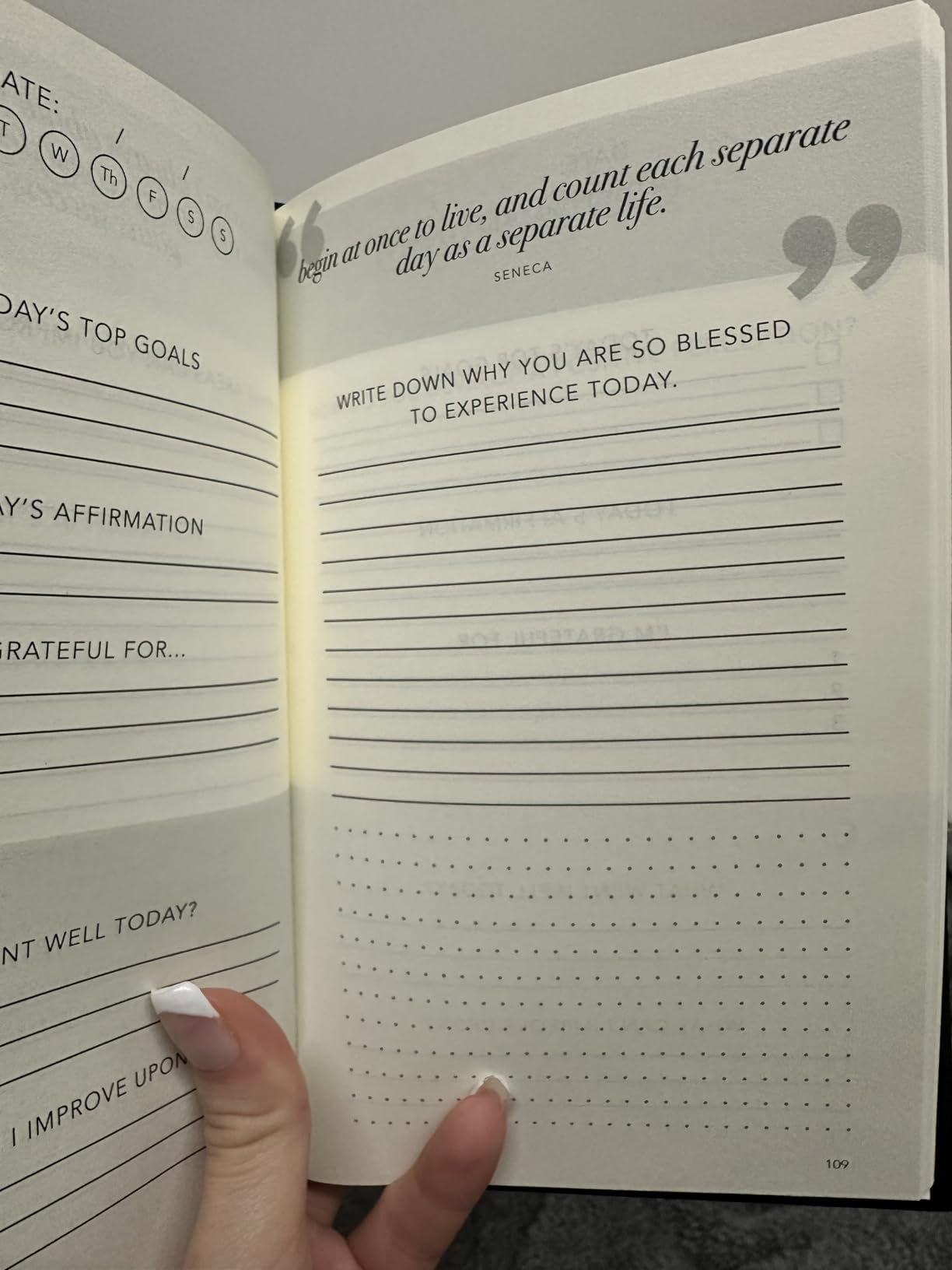 Self-Mastery Journal for Men - Gratitude Journals - 5 Minute Journal - Reflection Manifestation Journals for Mindfulness - Self Care Journal - Goal and Guided Gratitude Journal for Women and Men customer photo 2