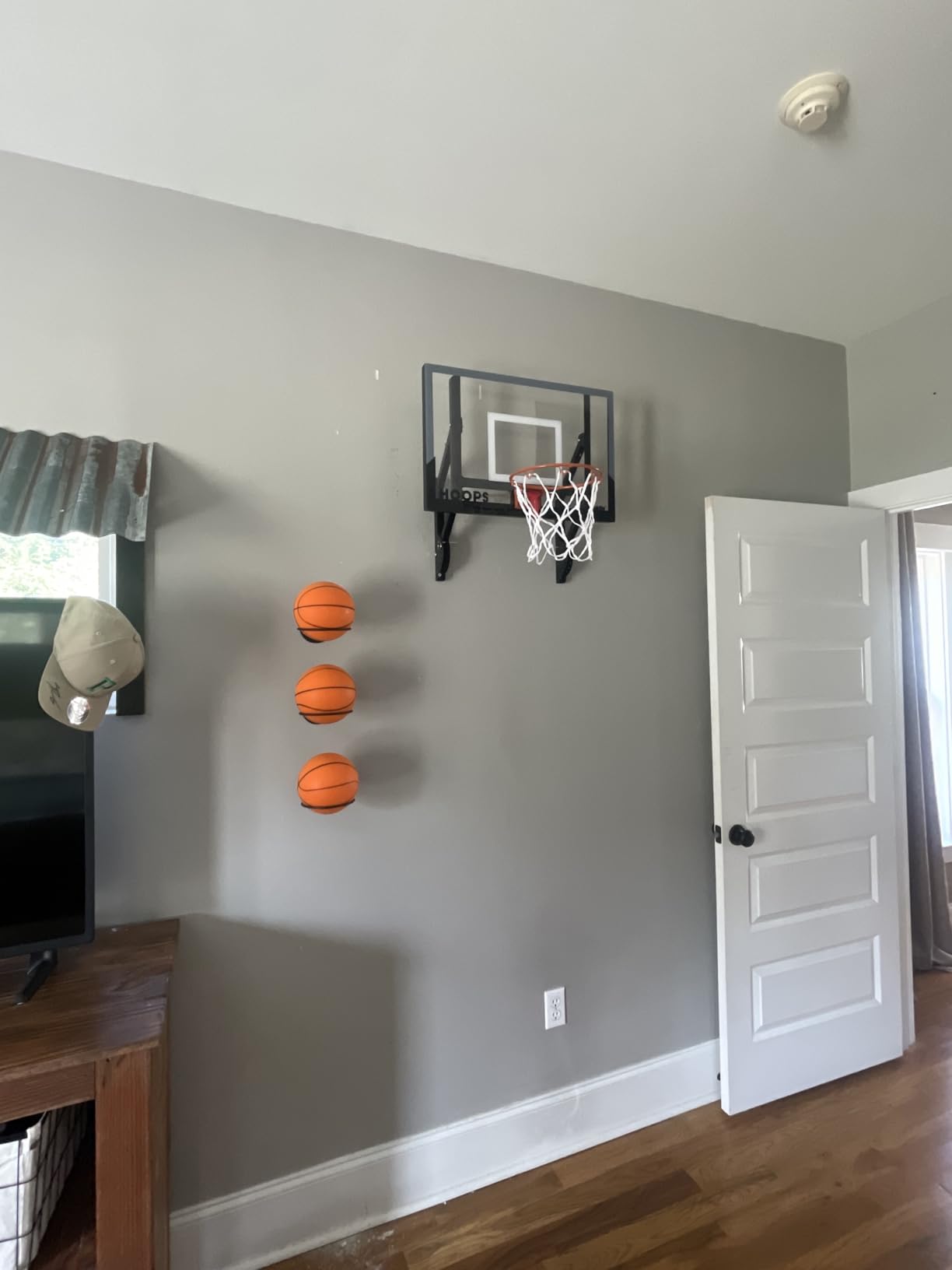 Franklin Sports Wall Mounted Basketball Hoop - Fully Adjustable - Shatter Resistant - Accessories Included Black/White customer photo 1