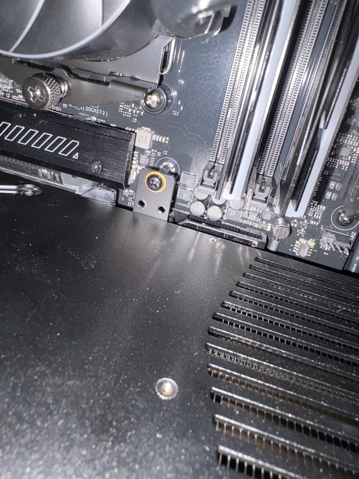 Lian Li GB-002 Graphic Card Anti-Sag Bracket - GB-002 customer photo 2