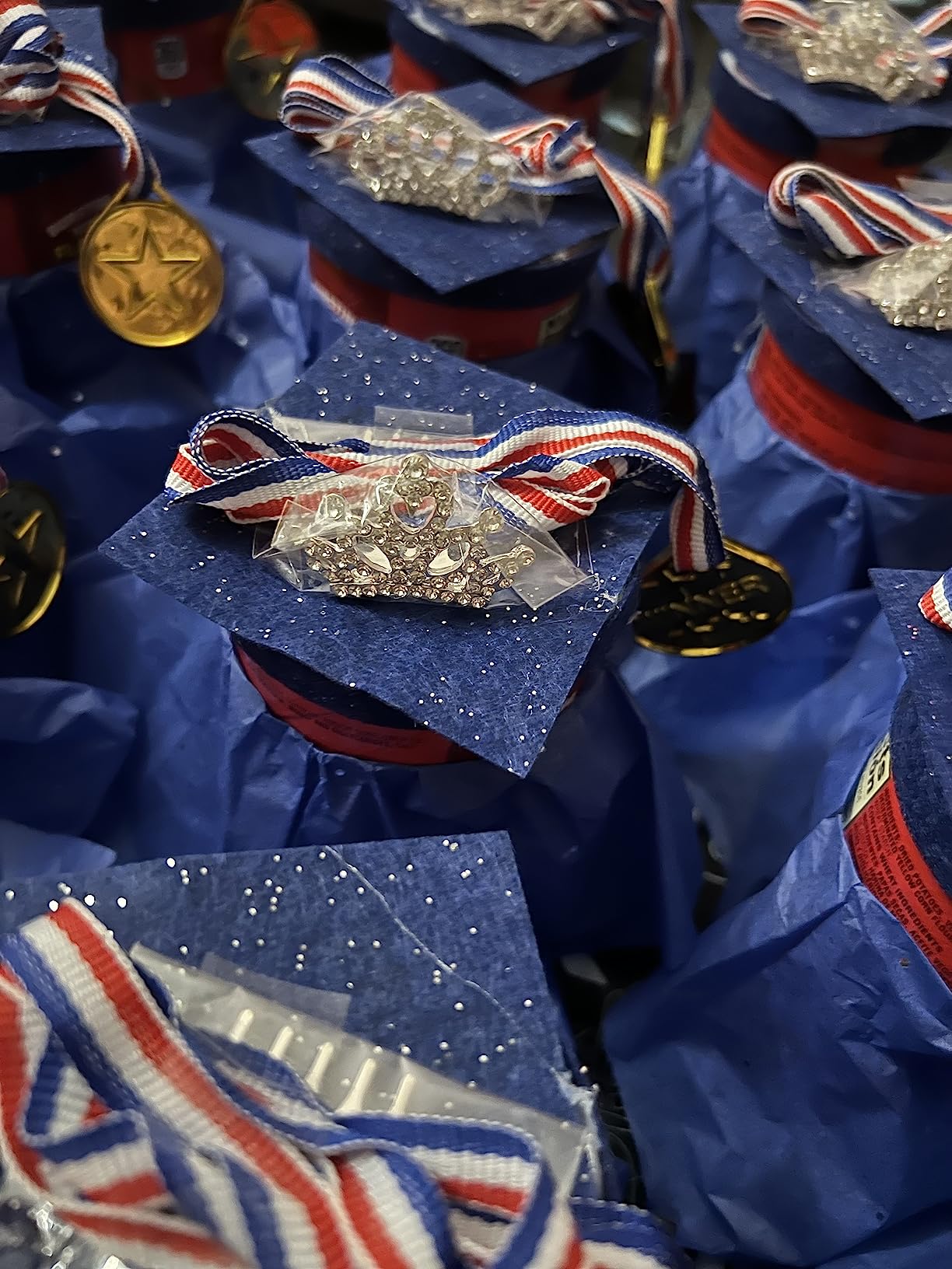 40 Pieces Plastic Gold Winner Award Medals Bulk for Sports, Games Competitions, Party Favors and Decorations customer photo 1