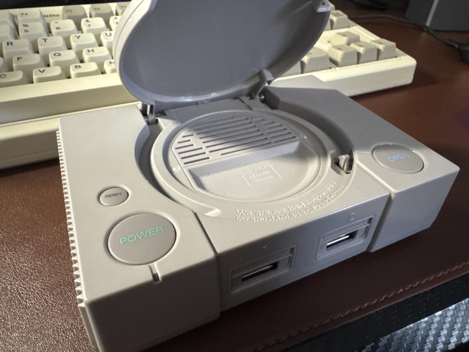 RETROFLAG Station Case for Raspberry Pi 4 with Safe Shutdown Safe Reset, Easy Entry Ports and Side Access to SD Card, Fully Functioning LED's, Classic Design customer photo 2