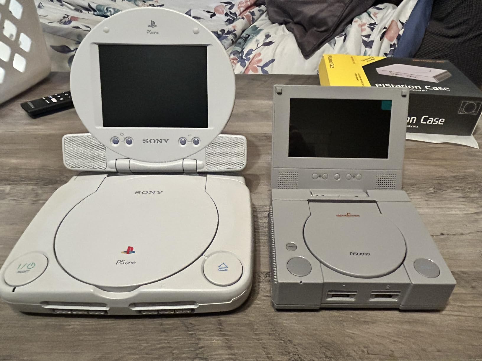 RETROFLAG Station Deluxe Edition for Raspberry Pi 4 with 4.3 inch LCD Screen, 2 Stereo Speakers, Safe Shutdown Safe Reset, Easy Entry Ports and Side Access to SD Card, Classic Design customer photo 1