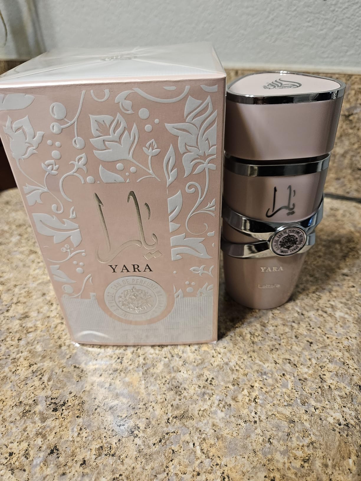 Lattafa Yara - Vanilla - Eau de Parfum Long-Lasting Fragrance for Women customer photo 1