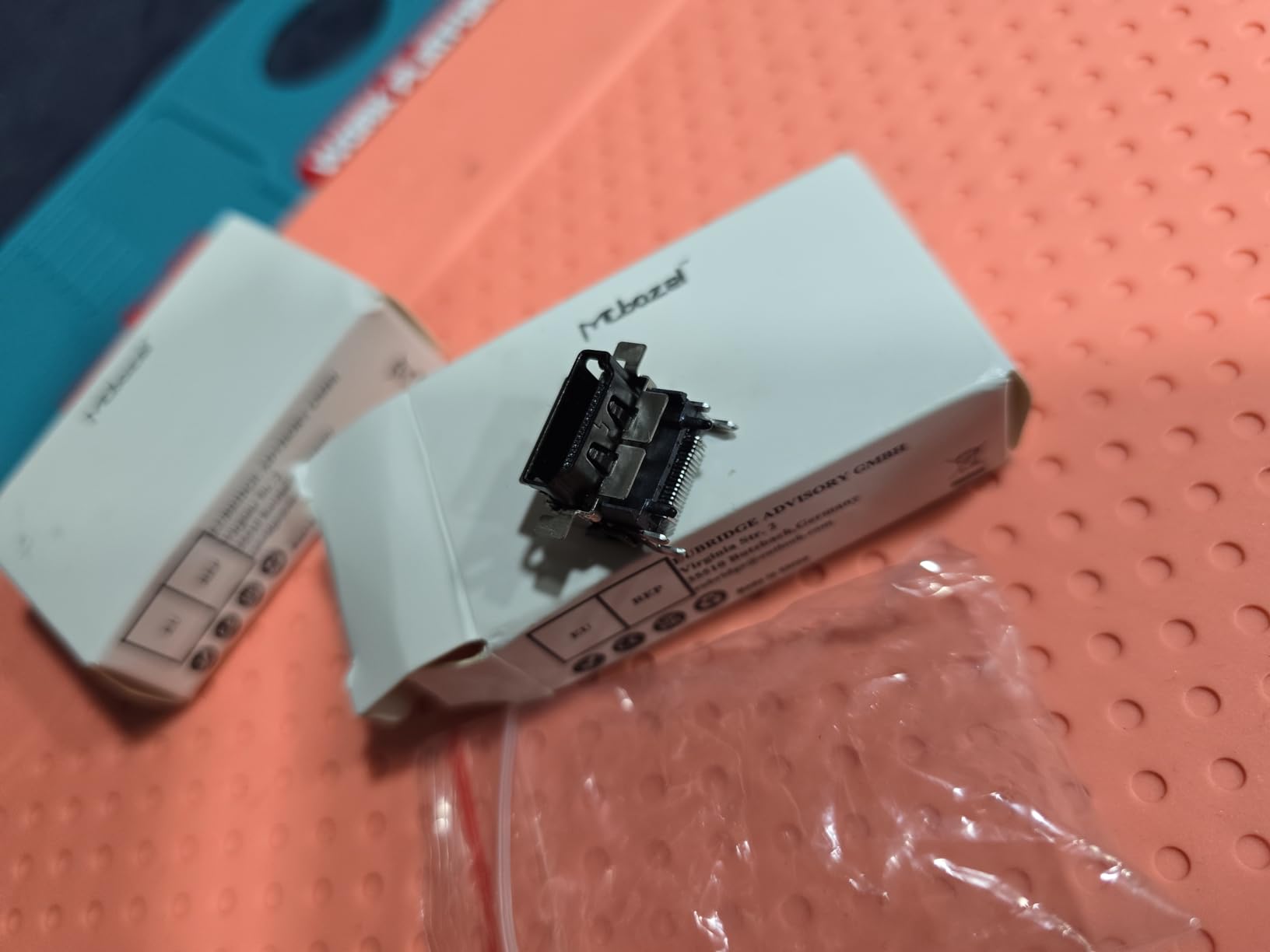 Mcbazel 2-Packs HDMI Port Socket Interface Replacement Parts for Xbox One S Console customer photo 2