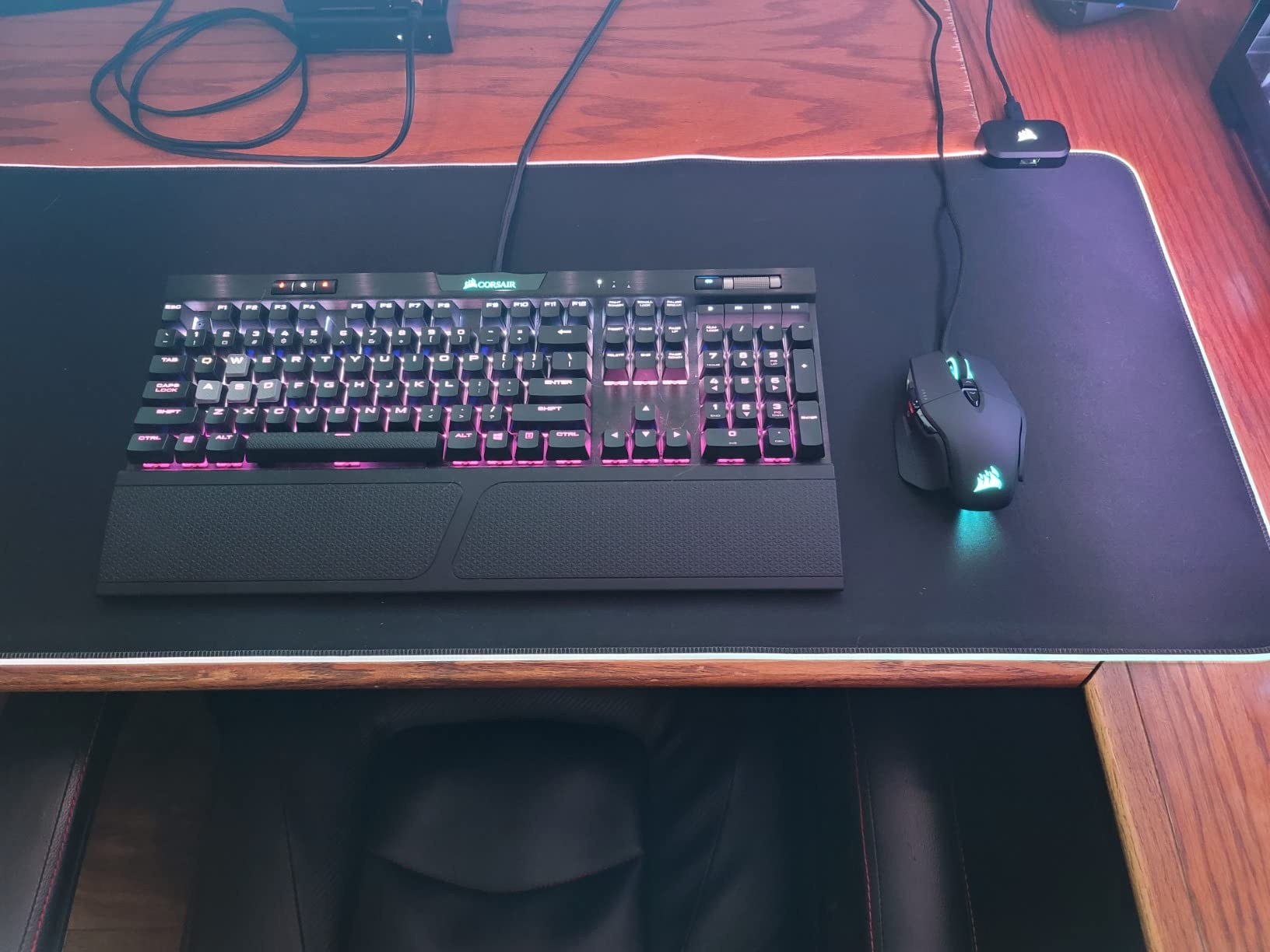 Corsair M65 RGB Ultra Tunable FPS Gaming Mouse Marksman 26,000 DPI Optical Sensor, Optical Switches, AXON Hyper-Processing Technology, Sensor Fusion Control, Tunable Weight System - Black customer photo 1