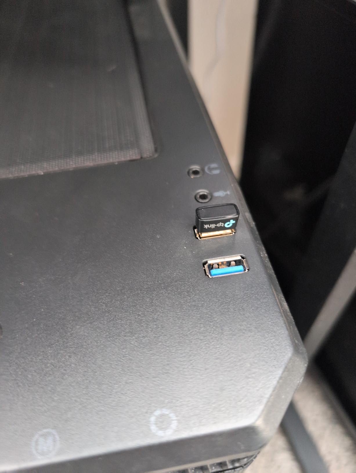 TP-Link USB Bluetooth Adapter for PC - Bluetooth 5.4 Dongle Receiver, Plug and Play, Nano Design, EDR & BLE, Supports Windows 11/10/8.1/7 for Desktop, Laptop, Keyboard, Mouse, etc (UB500) customer photo 1