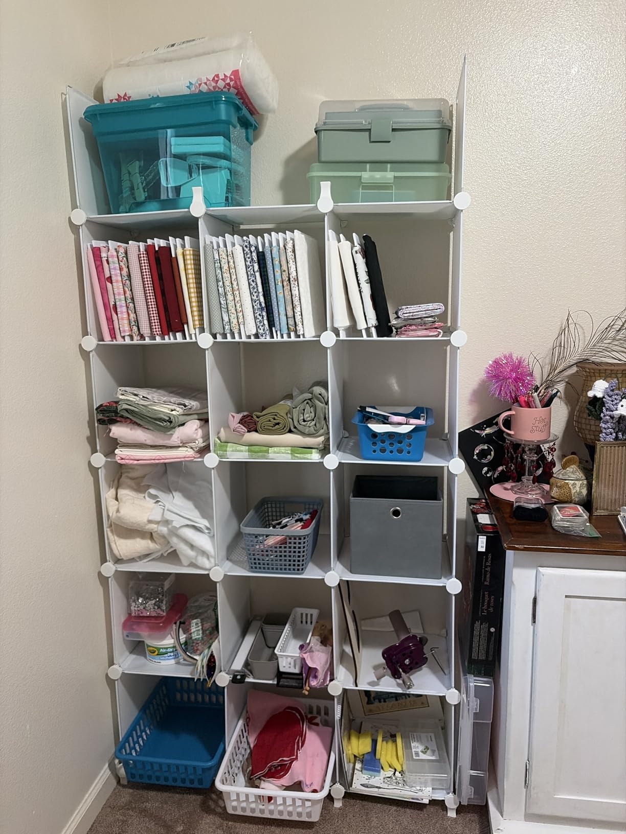 AWTATOS Cube Storage Organizer Storage 12 Cube Bookshelf DIY Plastic Closet Clothes Storage Shelves with Wooden Mallet, Stackable Storage Solution for Home, Bedroom, White customer photo 1