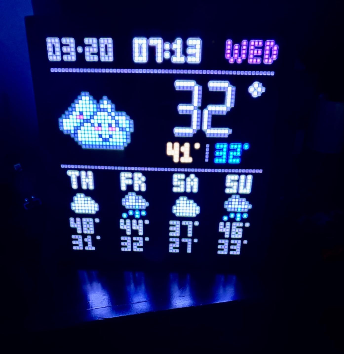 Divoom Pixoo-64 - WiFi Pixel Cloud Digital Frame with APP Control,64 X 64 LED Panel Display Frame for Gaming Room Decoration/Social Media Fans Counter customer photo 2