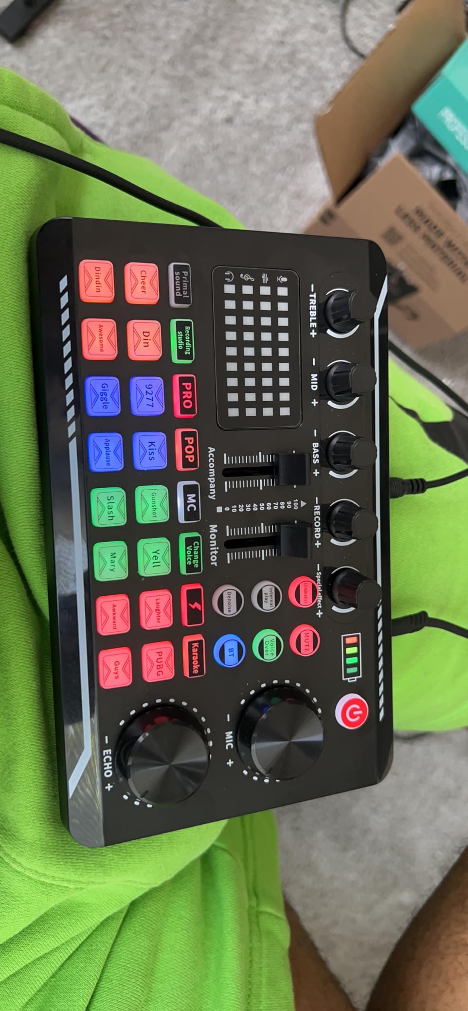 Facmogu F998 Live Sound Card Audio Mixer, Podcast Audio Interface with DJ Mixer Effects, Voice Changer with Sound Effects for PS4 PS5 Karaoke Tiktok YouTube Live Streaming Record Gaming customer photo 2