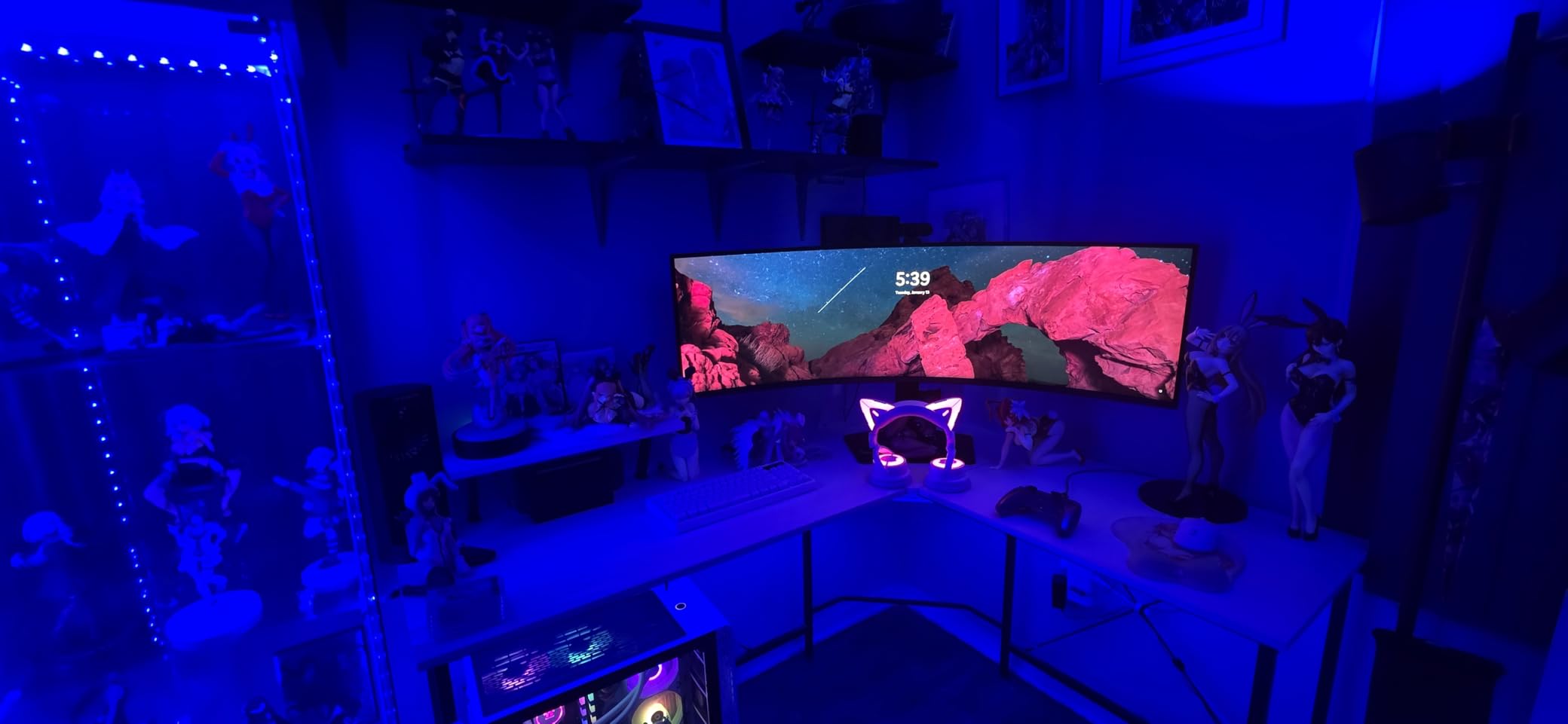 AGPTEK White Cable Sleeve Cover, 2 Pack 5ft - 1.2 inch Desk Cord Organizer Cable Hider, Home Office Wire Management Computer TV Wire Loom Tubing, Pet Proof Cord Protector, from Cat Dog Chewing, White customer photo 1